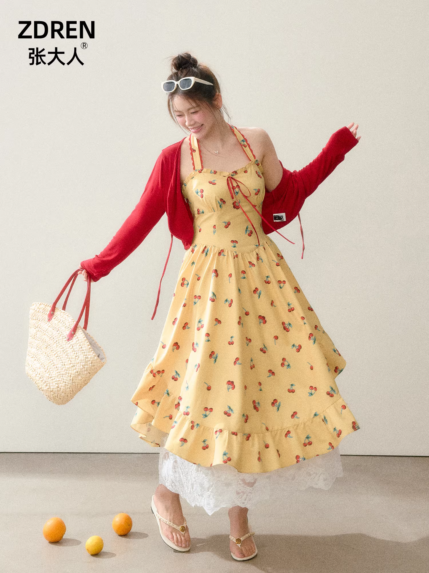 Quần áo nữ cỡ lớn dành cho người lớn, váy hoa cho các cô gái mũm mĩm, có tác dụng làm thon gọn, phong cách quý tộc, váy cổ halter cổ điển.