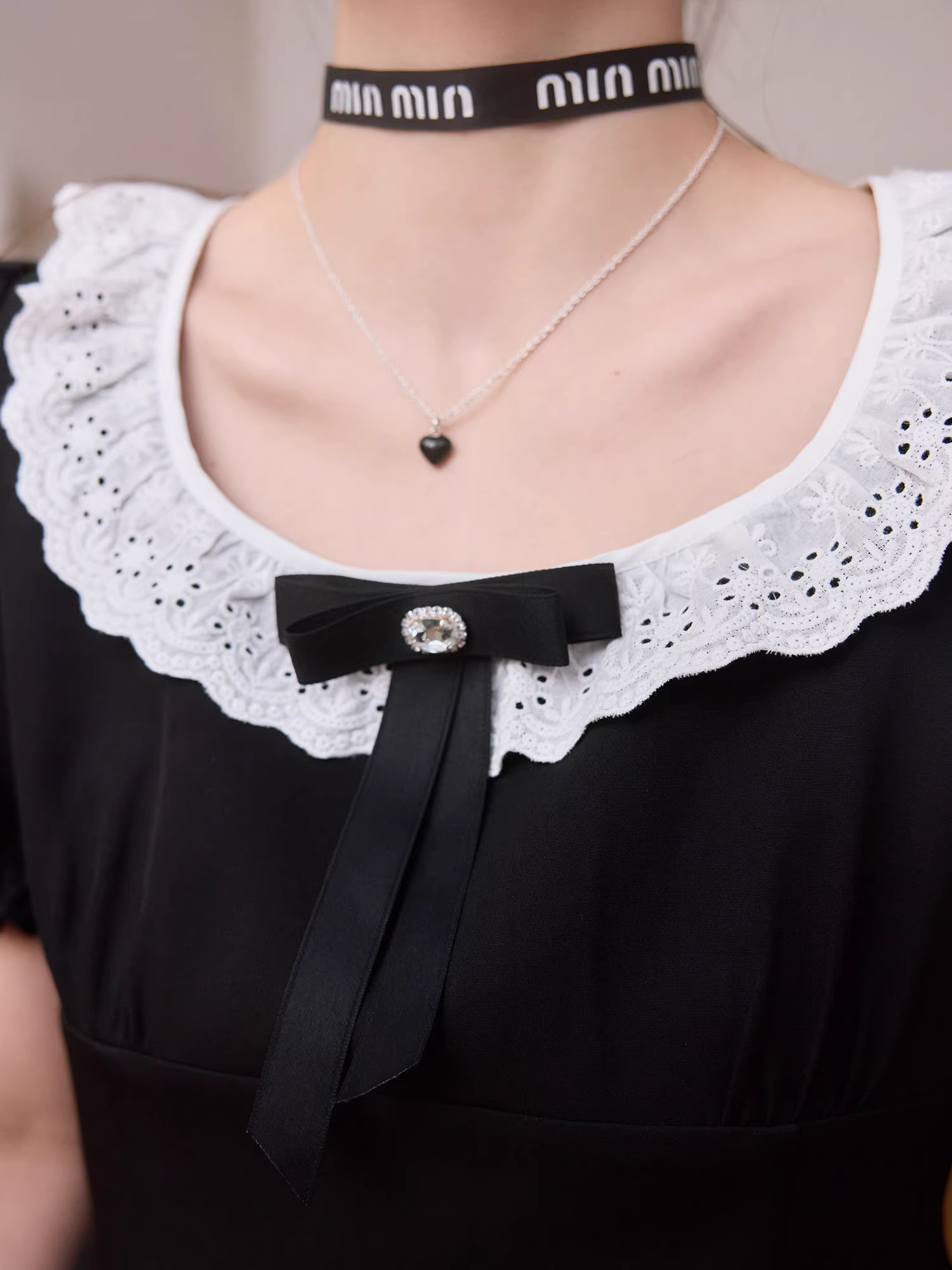 Quần áo nữ Zhang Daren cỡ lớn váy eo thon dáng quả lê trang phục giảm béo cao cấp váy đen nhỏ thanh lịch