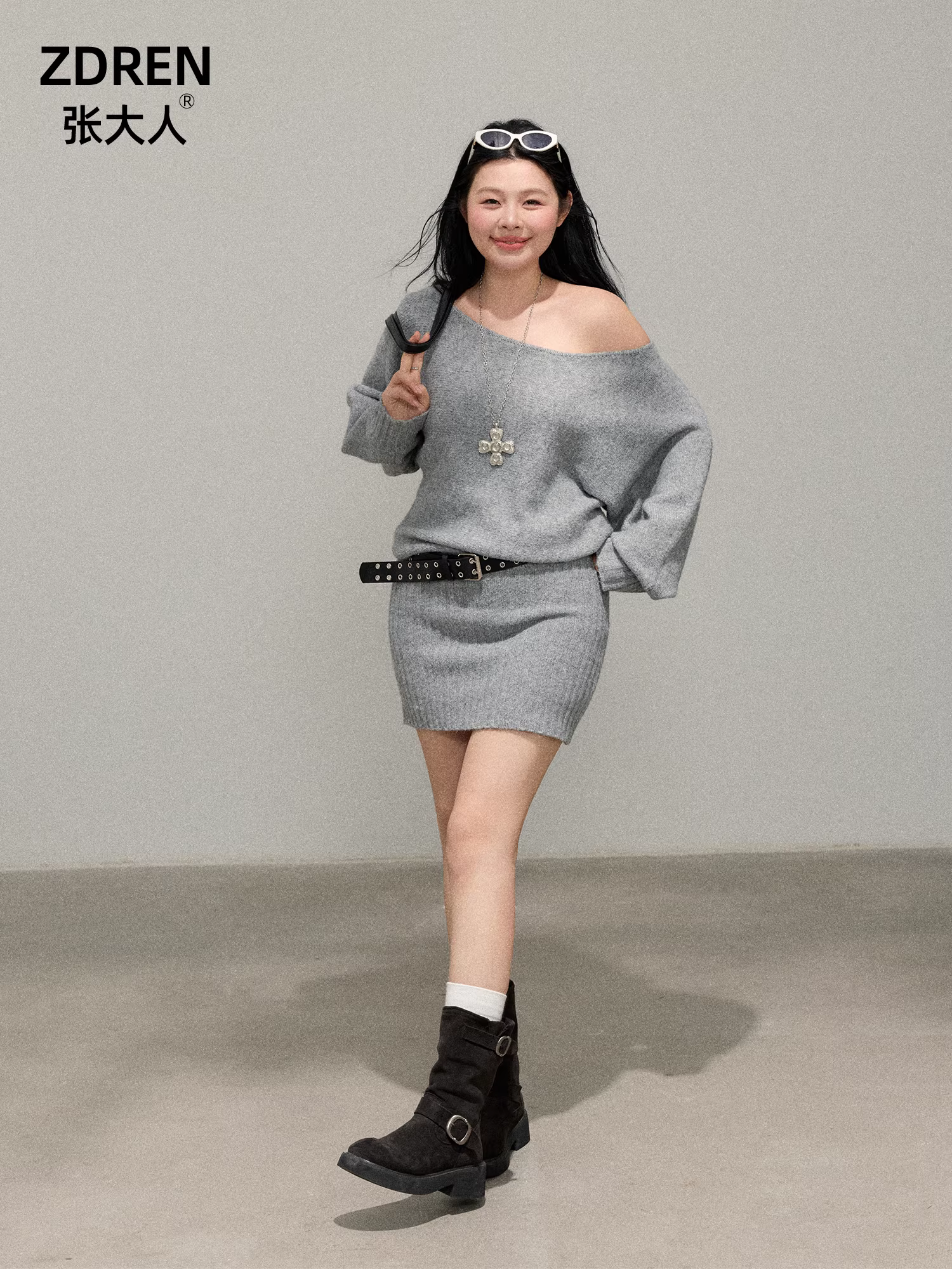 Quần áo nữ cỡ lớn dành cho người lớn, phụ nữ hơi mũm mĩm, áo len ngắn kiểu dáng lười biếng màu xám kiểu Hàn Quốc mới mùa thu.