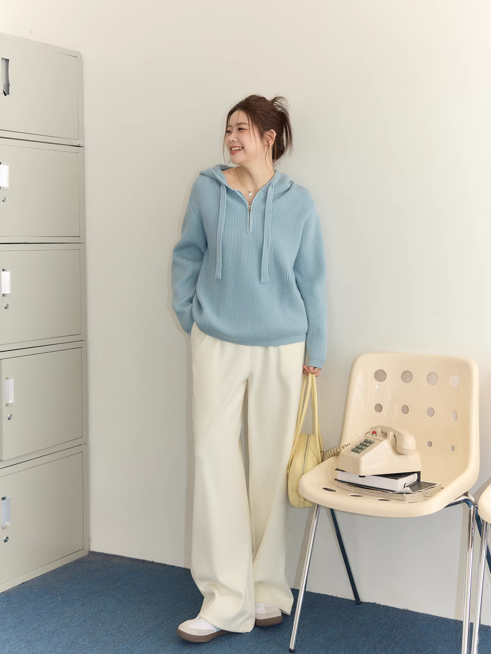 Bộ quần áo nữ cỡ lớn phong cách thư giãn dopamine gồm áo len có mũ và quần ống rộng lưng cao