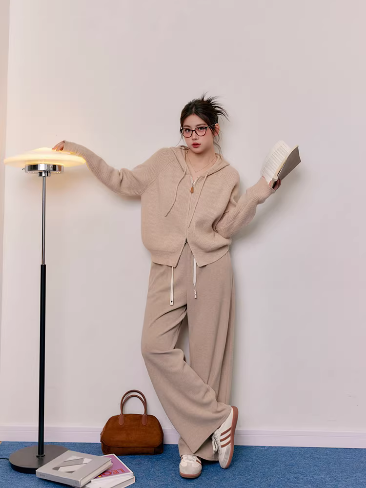 Bộ thời trang thu đông 2025 Zhang Daren dành cho nữ, quần và áo len dáng rộng, chất liệu mềm mại, kiểu dáng tôn dáng, size lớn