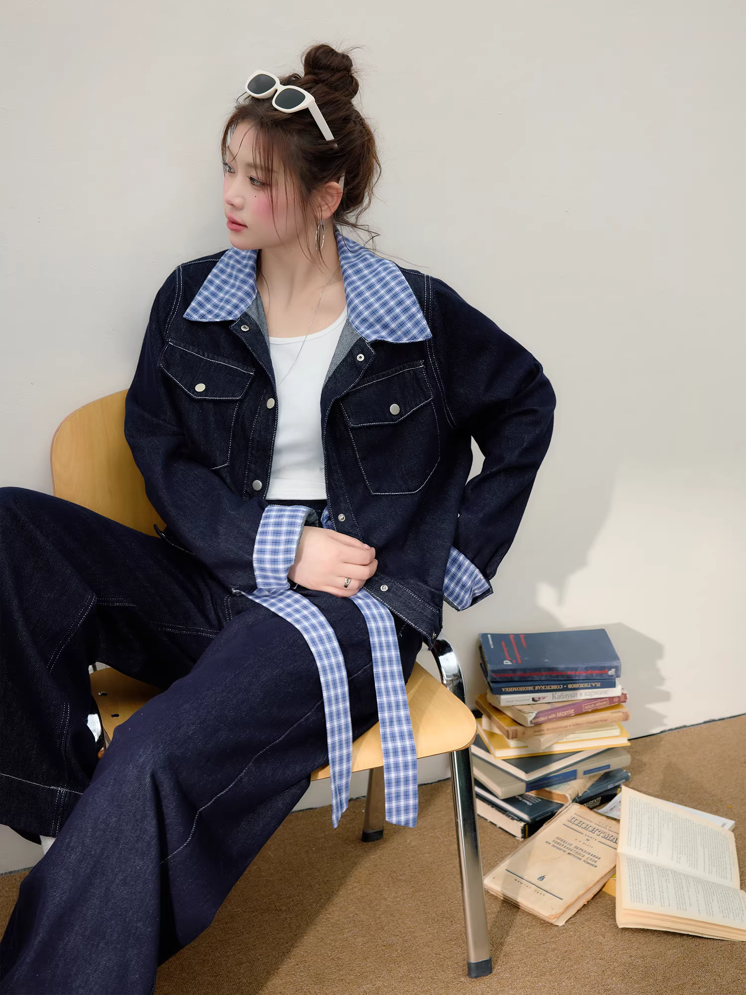 Quần áo nữ cỡ lớn dành cho người lớn, trang phục giảm béo cho các cô gái mũm mĩm, phong cách ngọt ngào và cá tính, cổ áo kẻ sọc, áo khoác denim cổ điển, bộ váy xếp ly.