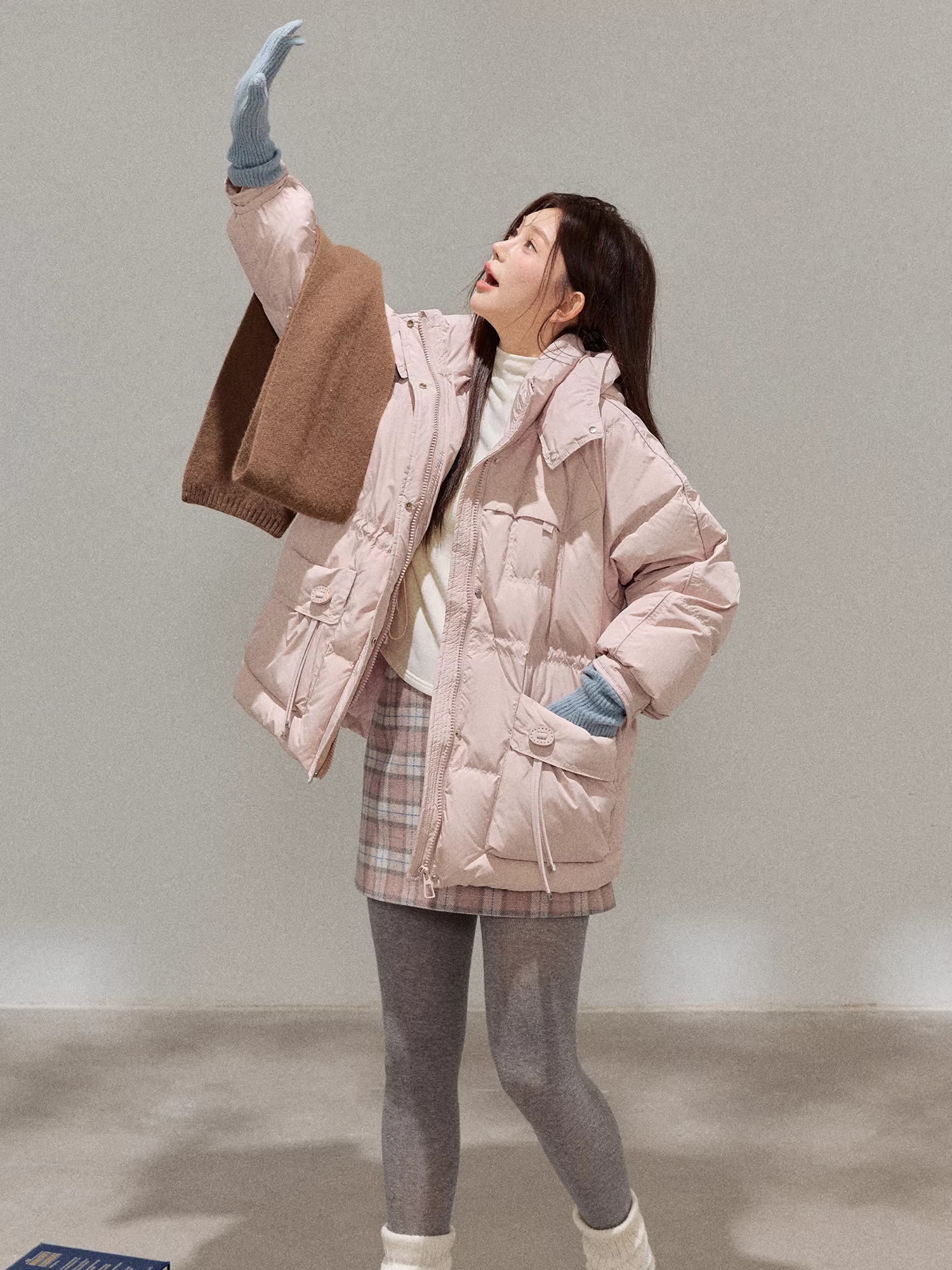 Quần áo nữ cỡ lớn dành cho người lớn, váy ngắn thẳng kẻ sọc hồng len cao cấp kiểu Hàn Quốc mới mùa thu đông.