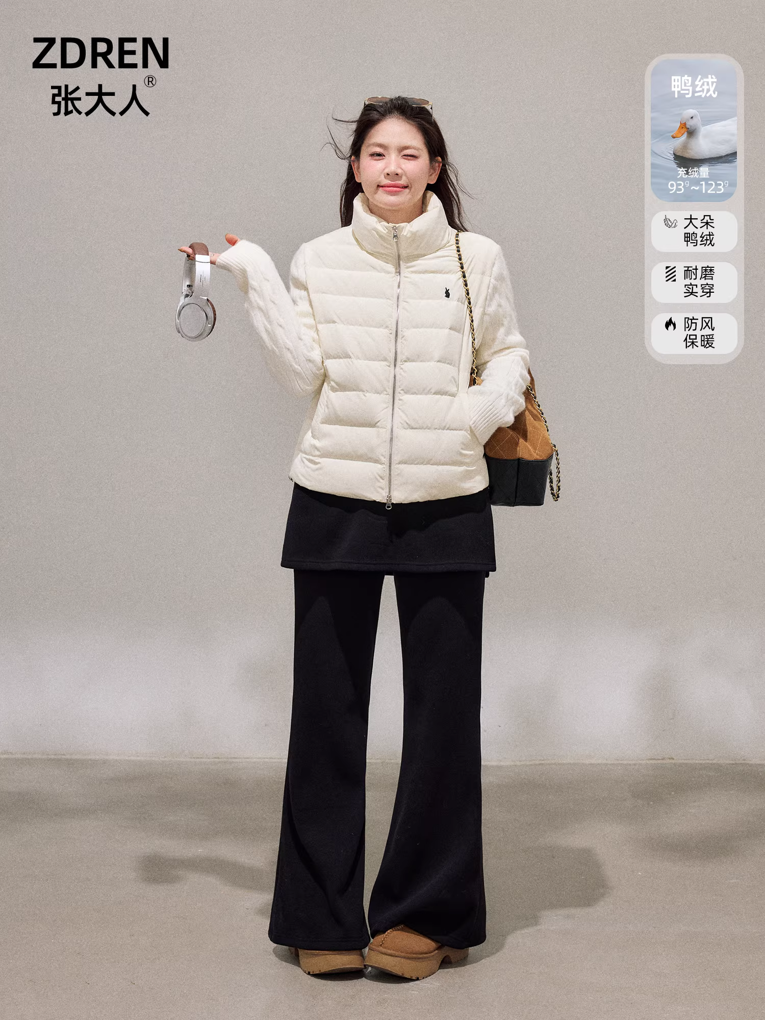 Quần áo cỡ lớn dành cho phụ nữ trưởng thành, áo khoác có gân phối màu cổ cao vừa phải phong cách Hàn Quốc mùa đông.