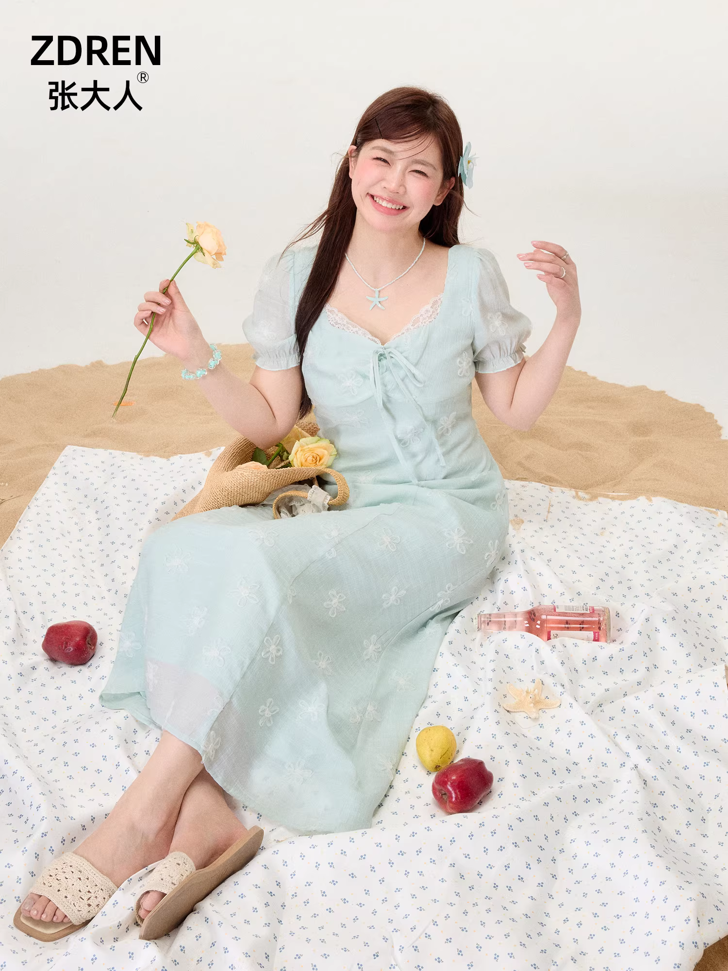 Quần áo nữ cỡ lớn dành cho người lớn, đầm in họa tiết cây xanh giúp thon gọn, đầm hoa dáng chữ A ôm eo.