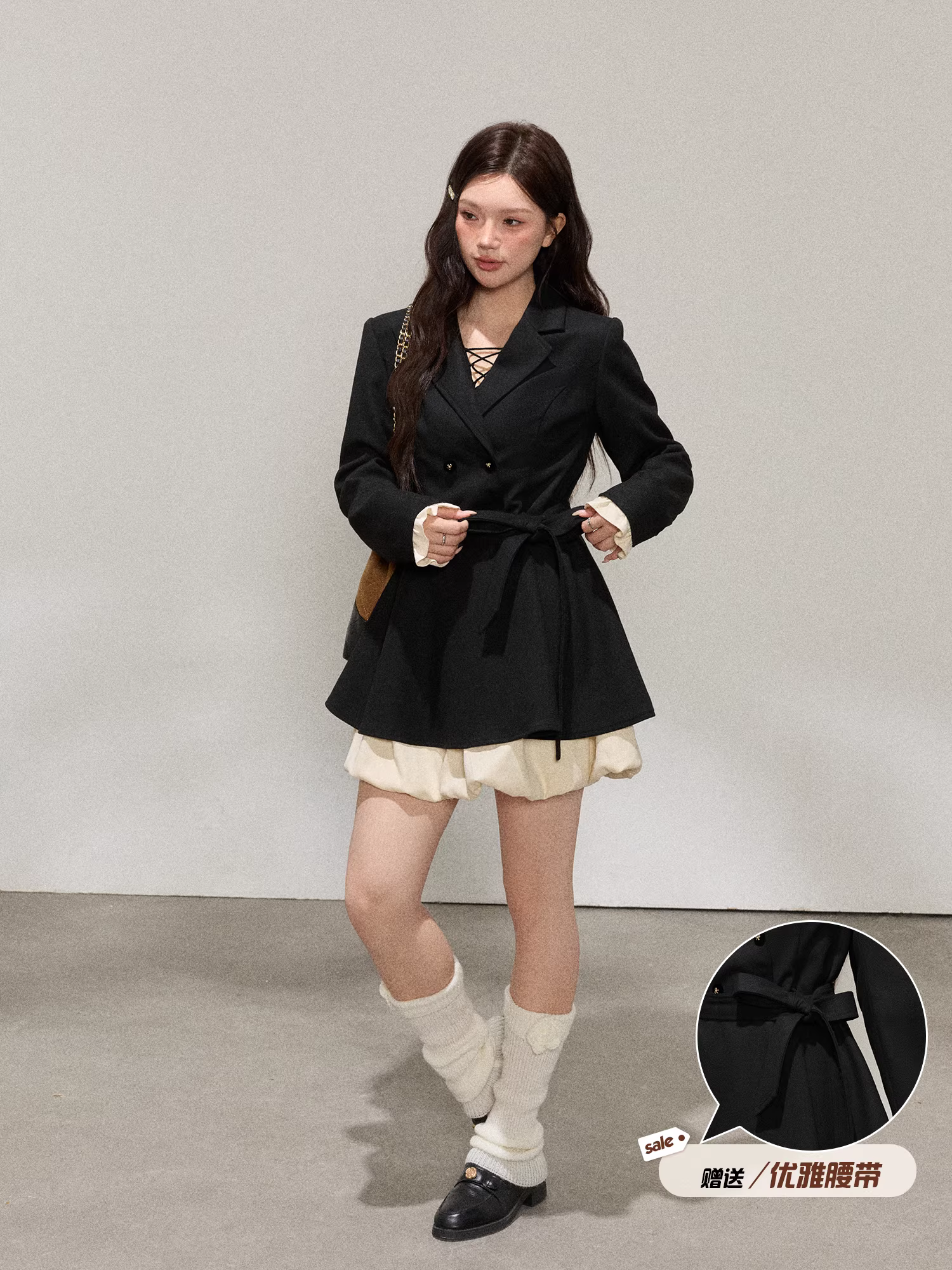 Bộ đồ nữ cỡ lớn dành cho người lớn, bộ vest đen thanh lịch dáng ôm mùa đông với chân váy bồng bềnh.