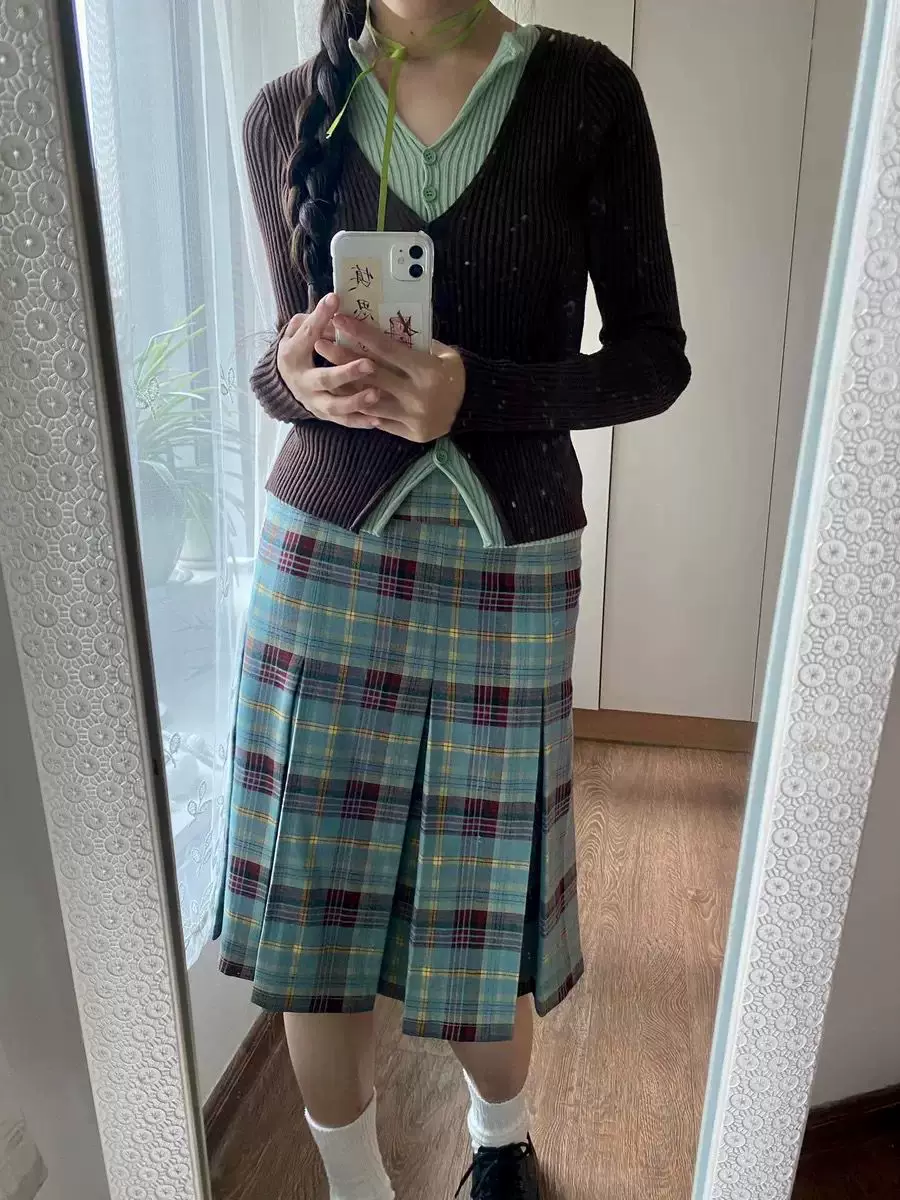 Váy xếp ly kẻ sọc xanh cổ điển kiểu Pháp mùa xuân hè, cạp cao, phong cách preppy, dáng chữ A, dài ngang đùi