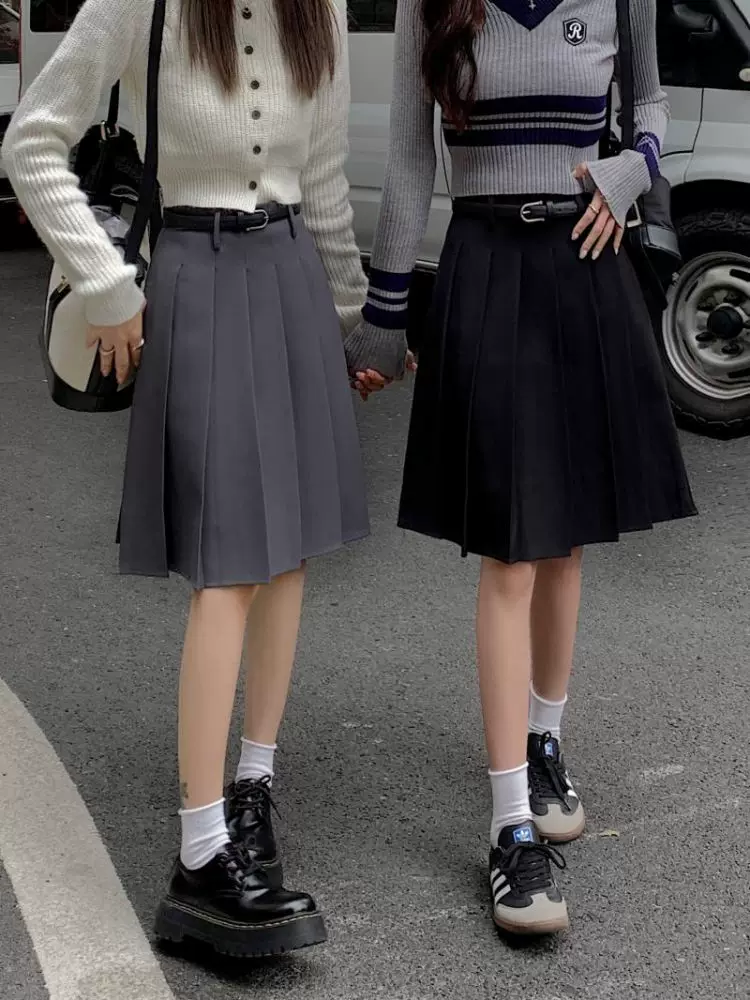 Váy xếp ly trắng nữ, váy dài trung bình, kiểu mới hè 2025, cạp cao, dáng chữ A tôn dáng, váy xòe, váy nửa thân size lớn.