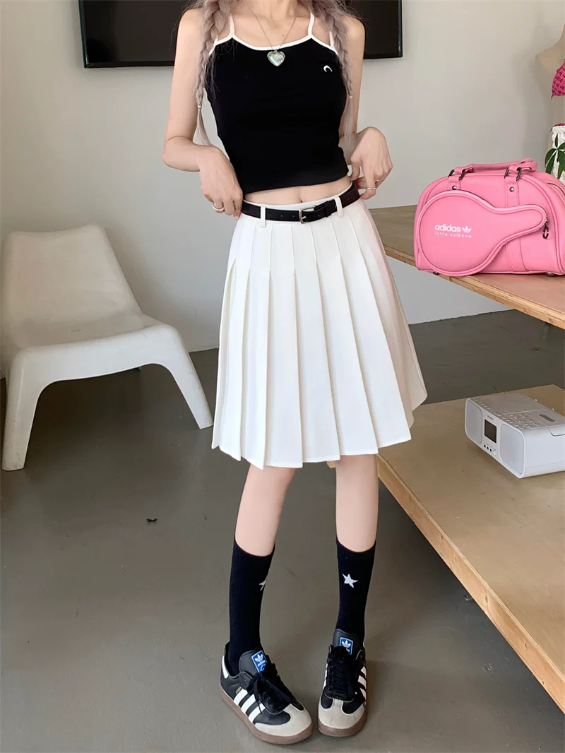 Váy xếp ly màu xám cỡ lớn dành cho nữ, dài ngang đùi, thiết kế cao cấp mùa hè, tôn dáng, kiểu dáng preppy, dáng chữ A.