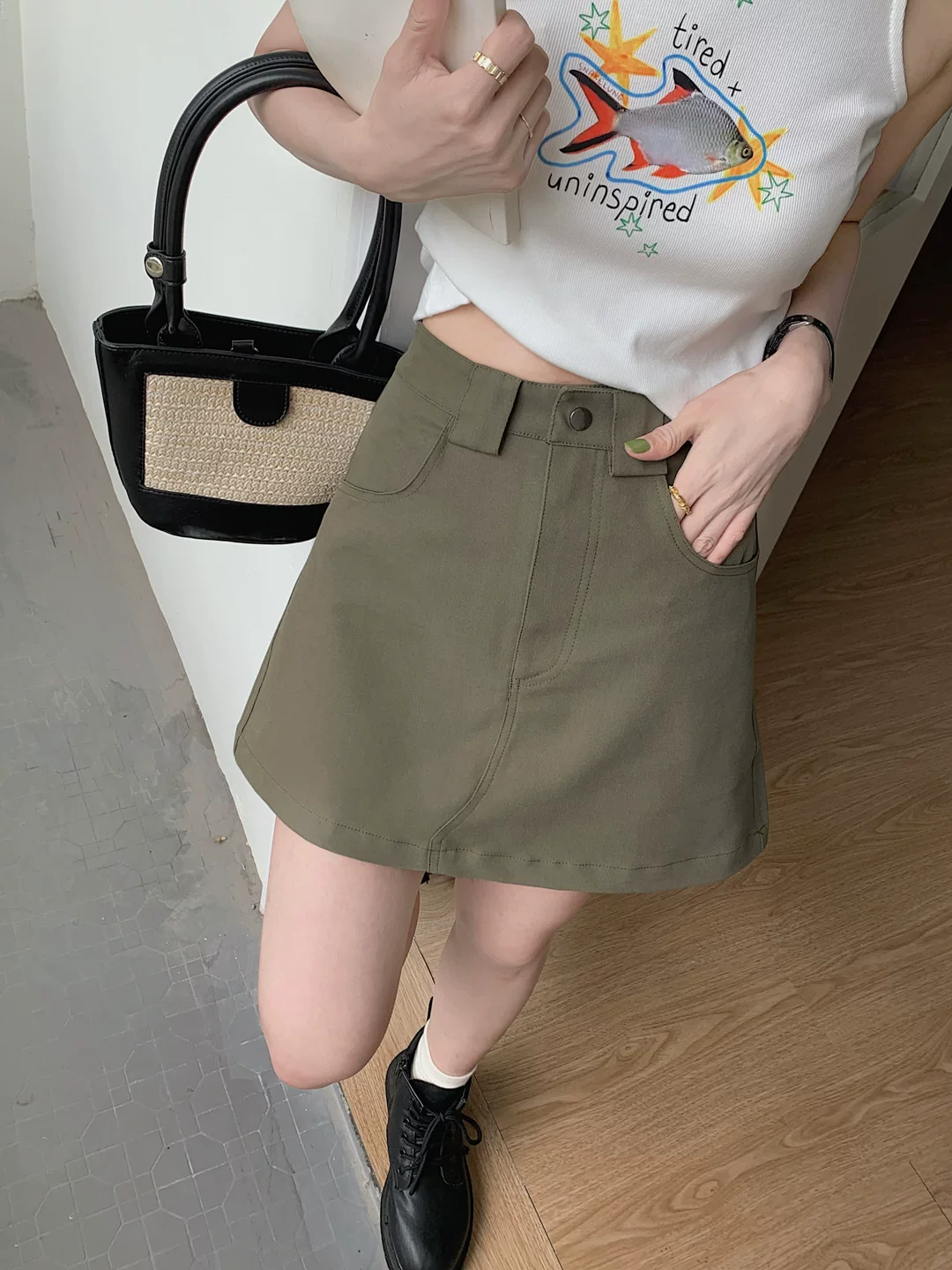 Váy denim xanh cỡ lớn dành cho nữ, thiết kế mùa hè, váy ngắn ôm hông, phong cách công sở, váy chữ A cạp cao, tôn dáng.