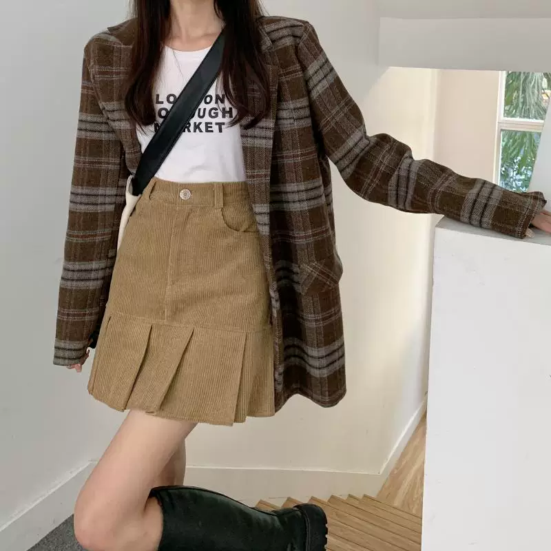 Váy nhung kẻ cỡ lớn dành cho nữ, mùa thu đông, phong cách preppy, váy xếp ly, lưng cao, tôn dáng, váy ngắn chữ A đa năng dành cho phụ nữ cỡ lớn.