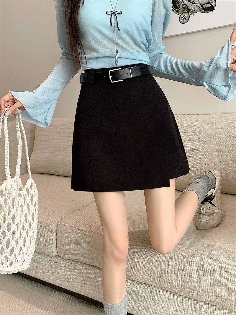 Váy vest bất đối xứng cỡ lớn dành cho nữ, váy ngắn màu trắng lưng cao mùa hè che hông và giúp bạn trông thon gọn hơn, váy bút chì dáng chữ A.