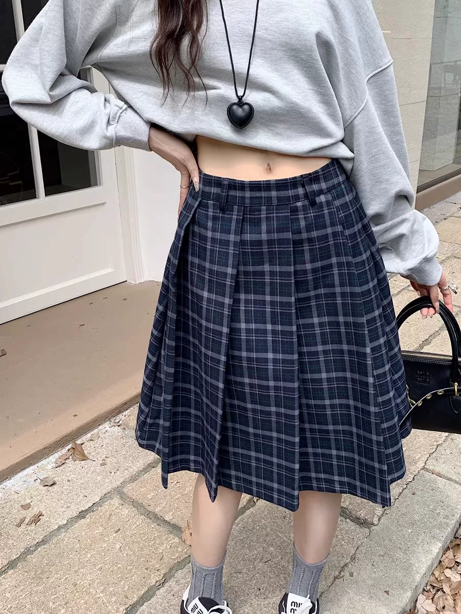 Váy xếp ly kẻ sọc xanh cỡ lớn dành cho nữ, váy chữ A cạp cao tôn dáng mùa xuân hè, váy dài che hông dành cho phụ nữ cỡ lớn.