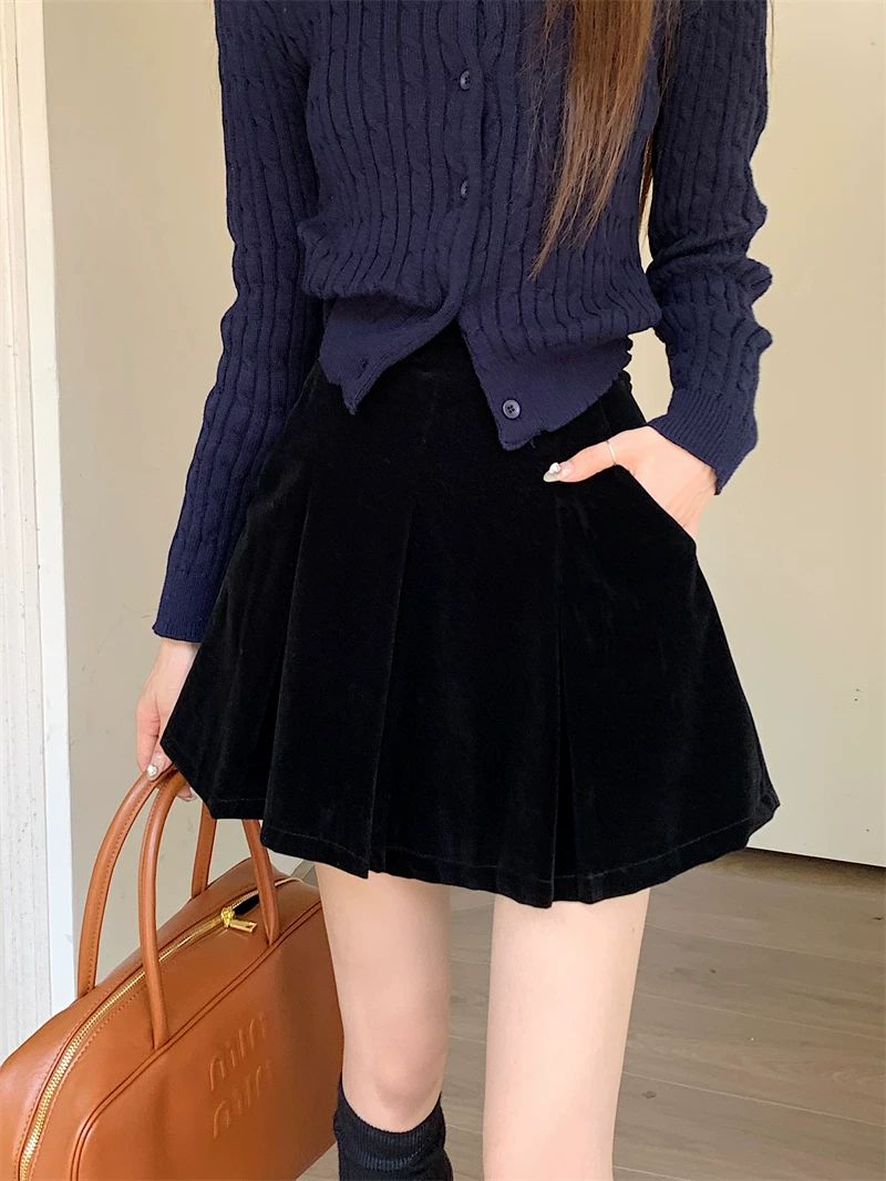 Váy nhung xòe lưng cao cỡ lớn dành cho nữ, giúp thon gọn, che hông, váy ngắn xếp ly chữ A, che bụng, quần váy chống lộ cho mùa đông.