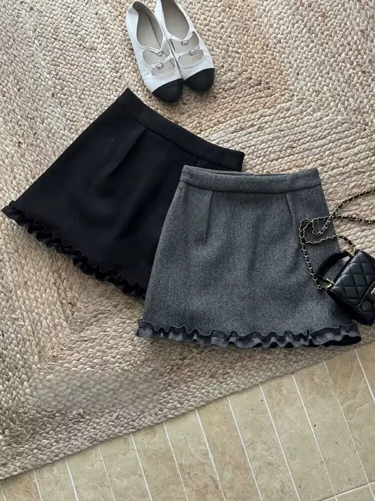 Thiết kế thân hình quả lê cỡ lớn với váy ngắn len ren xếp nếp, váy chữ A màu xám tôn dáng và đa năng cho mùa thu đông.