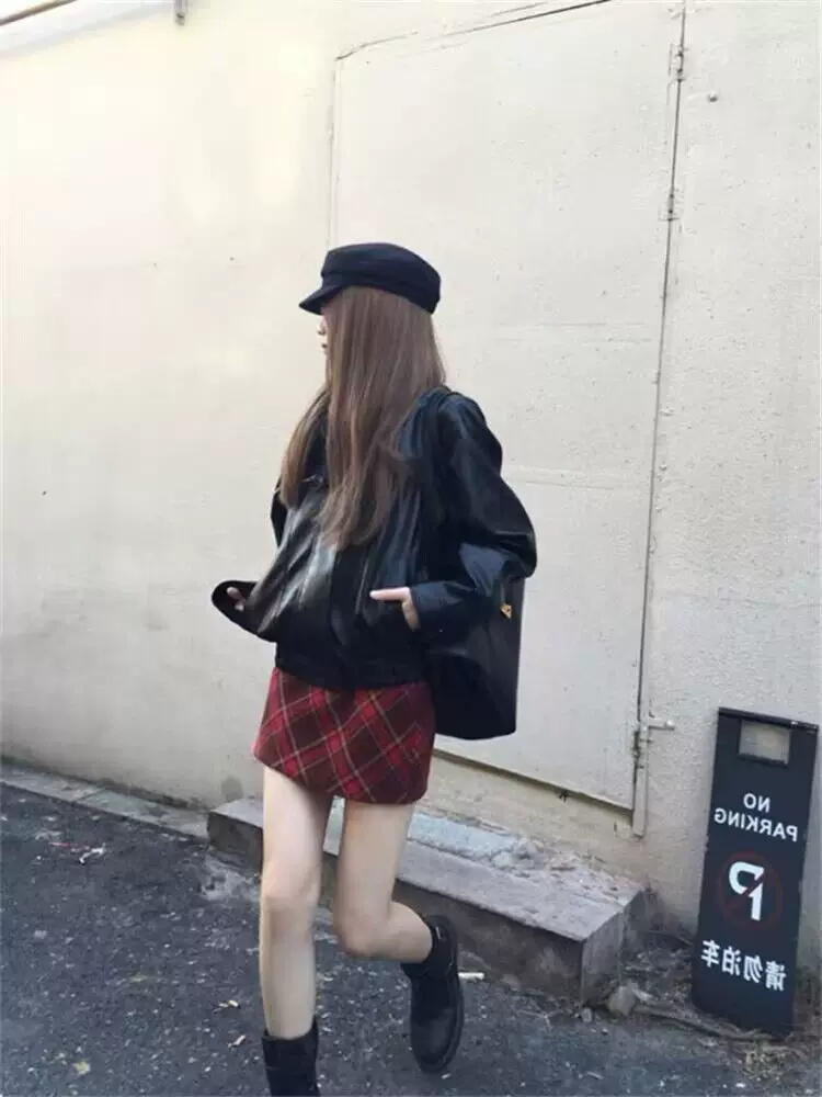 Váy len kẻ sọc đỏ cổ điển kiểu Mỹ dành cho nữ trong mùa thu đông, thiết kế cỡ lớn, lưng cao, che hông, váy ngắn chữ A