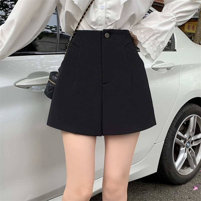 Quần short vest trắng cạp cao size lớn cho nữ 2025, quần ống rộng đen dáng rộng phong cách cao cấp, quần chữ A mặc thường ngày