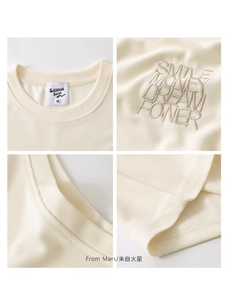 Từ sao Hỏa, mọi thứ đều ổn. Áo vest không tay thêu đơn giản kiểu Mỹ, áo cổ tròn, áo thun đôi.