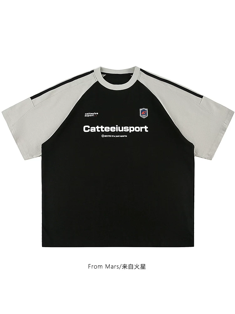 Từ Mars chính thức ra mắt áo thun ngắn tay dáng rộng in chữ raglan theo phong cách Mỹ, in chữ raglan, chất liệu cotton nguyên chất, kiểu dáng rộng rãi BF