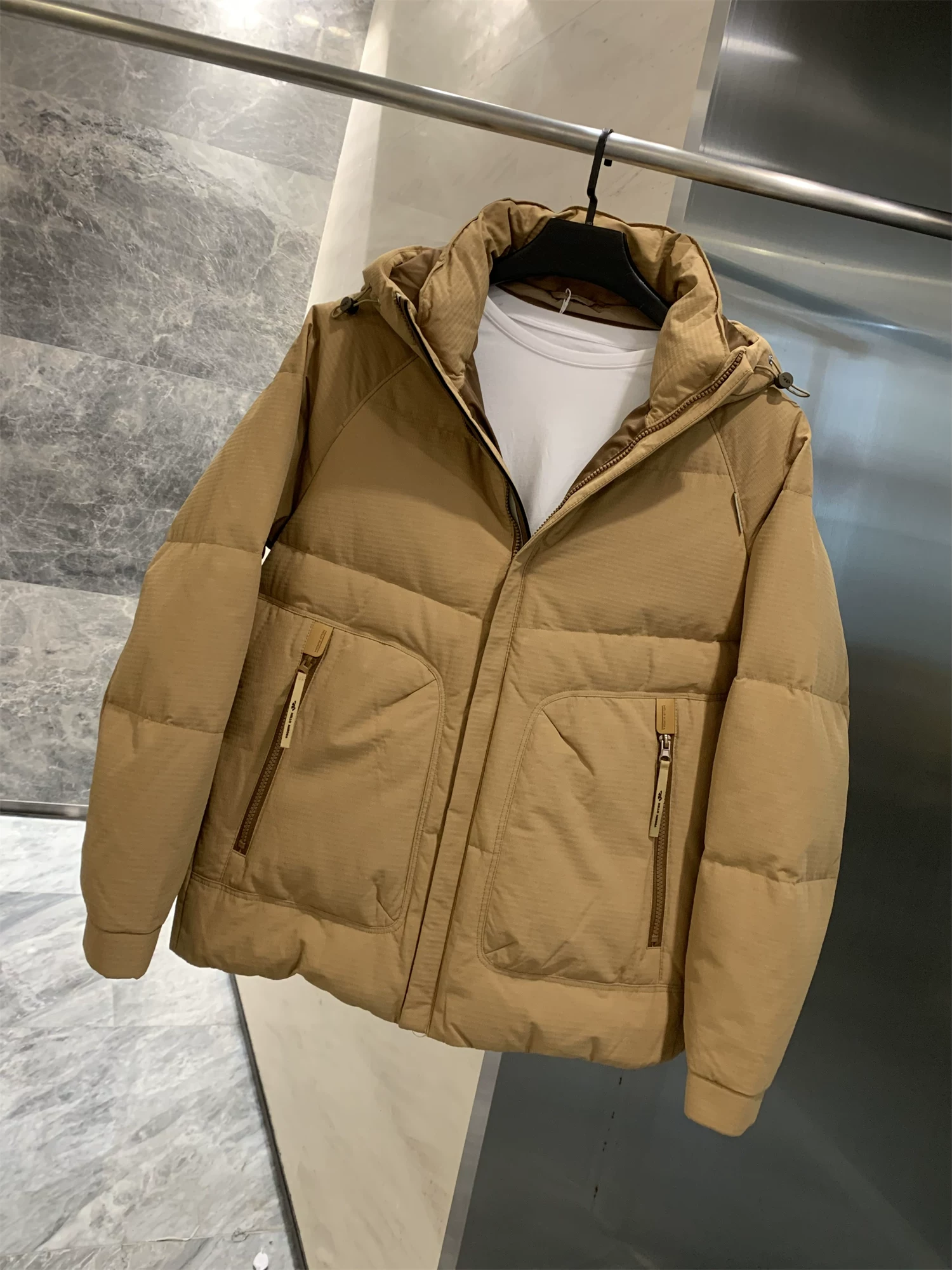 Don Quixote H Family Aurora Series! 90% lông ngỗng! Áo khoác dày có mũ trùm đầu dành cho nam mùa đông.