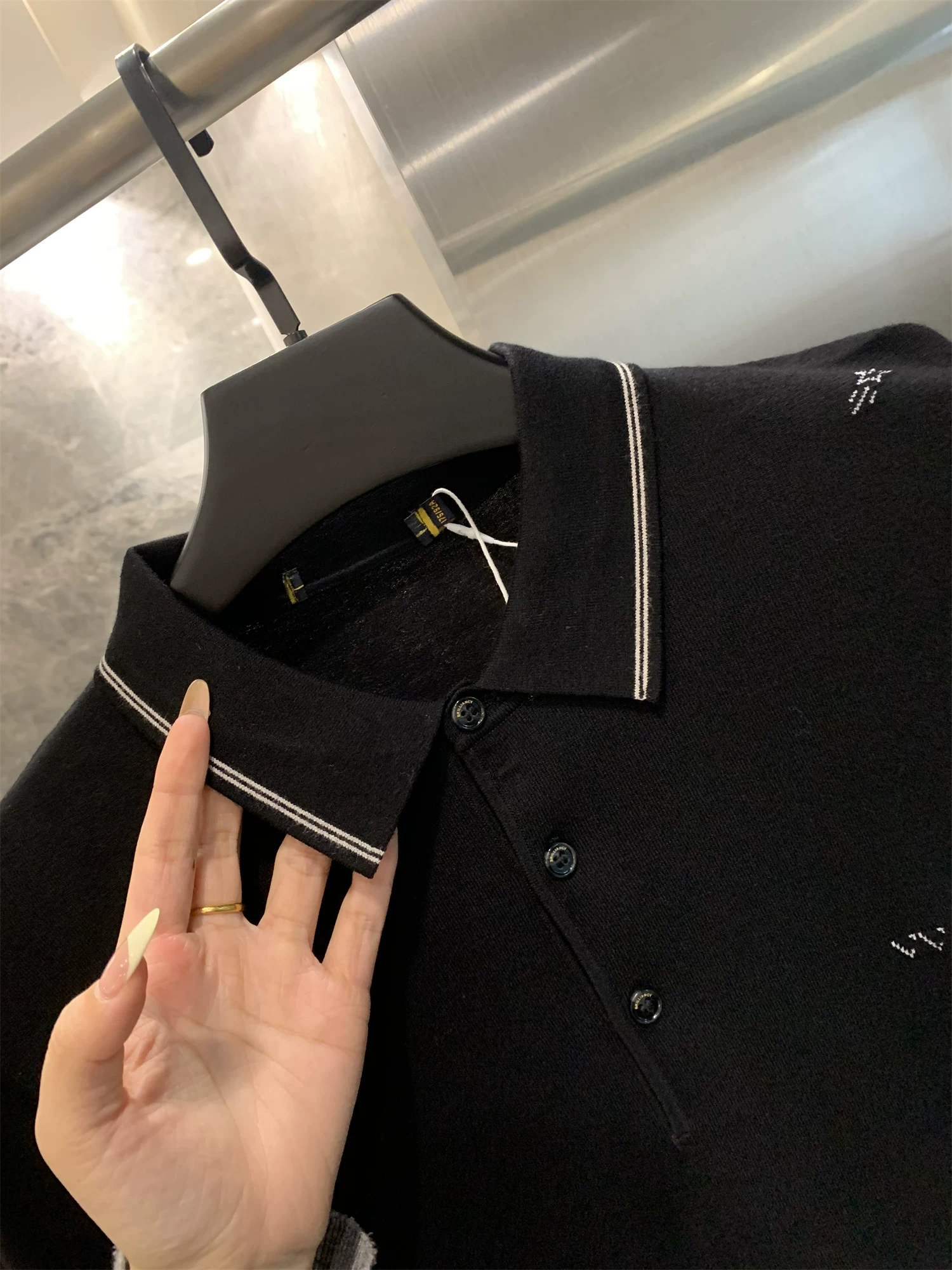 Don Quixote H series! Chất liệu dệt kim co giãn cao! Áo polo nam tay dài nửa khóa kéo chất liệu dệt kim mùa xuân thu