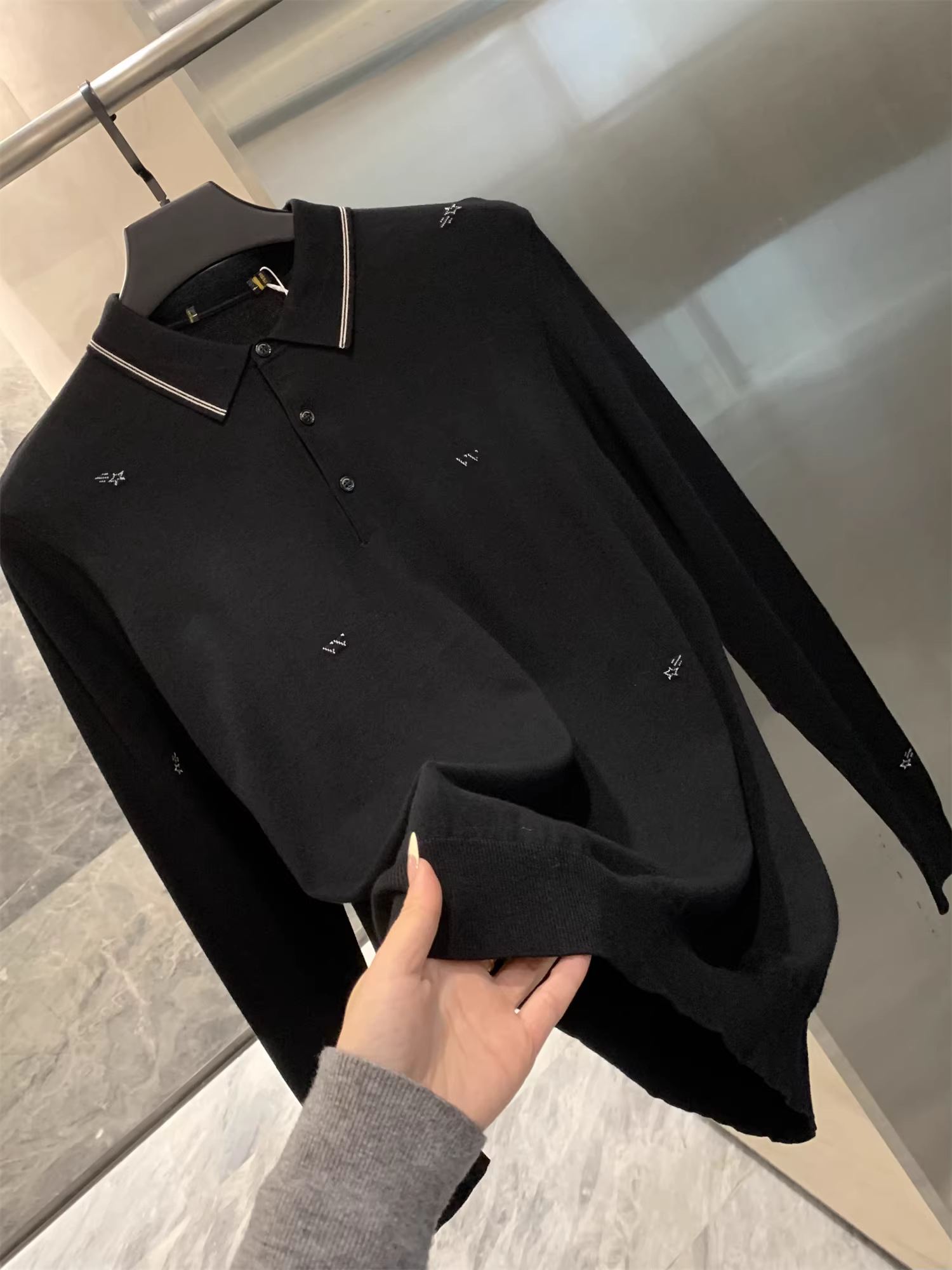 Don Quixote H series! Chất liệu dệt kim co giãn cao! Áo polo nam tay dài nửa khóa kéo chất liệu dệt kim mùa xuân thu