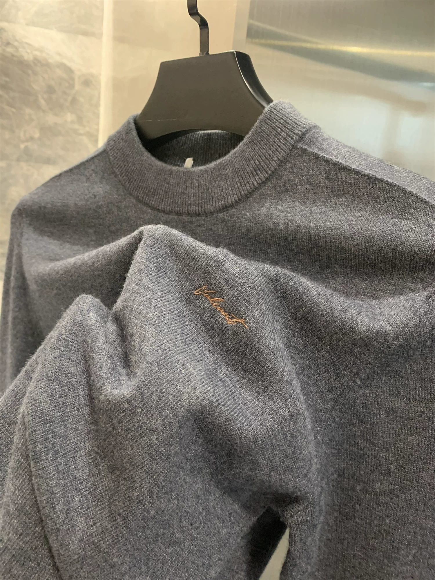 Hàng Don Quixote Huijia! Có chứa len cừu! Áo len dệt kim dày dặn, ấm áp, lót lông cừu dành cho nam mùa thu đông.