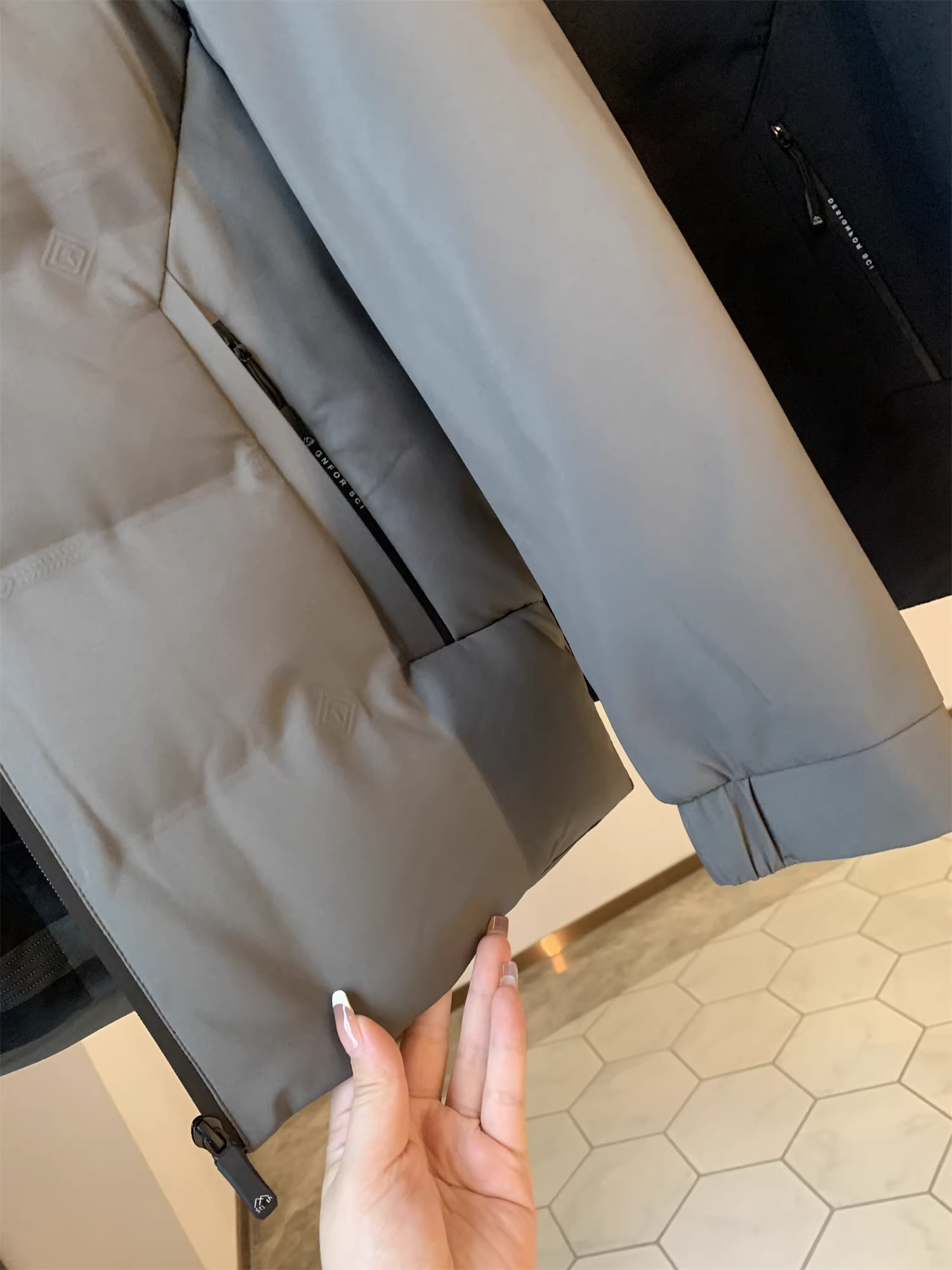 Áo khoác cotton cổ đứng mùa thu đông dành cho nam của công ty Don Quixote ODM! Dày, mềm mại và ấm áp!