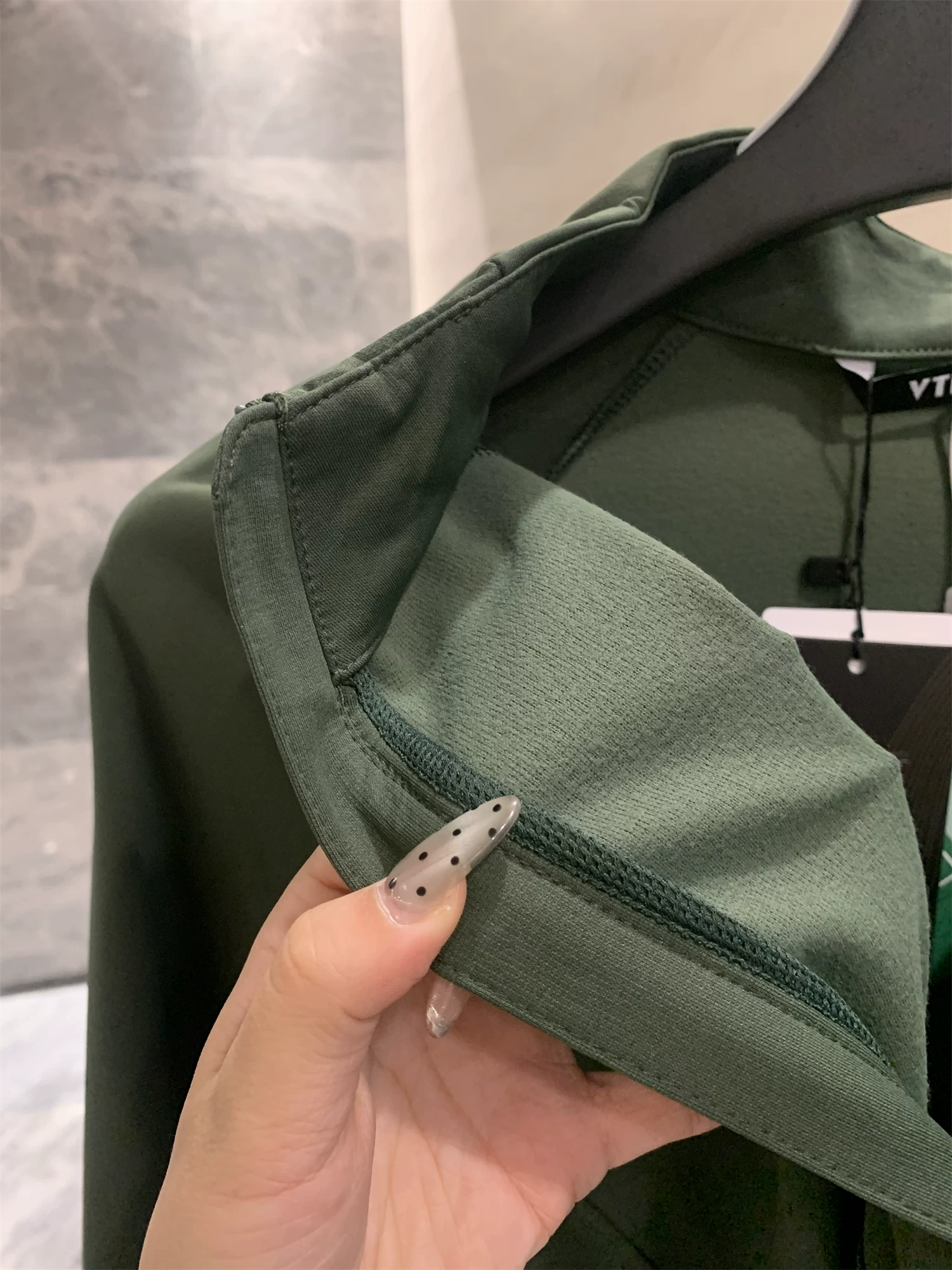 Áo thun Don Quixote Outdoor 3D Tailored Fit! Kiểu dáng Mỹ, chất liệu nhanh khô, mềm mại, cổ đứng nửa khóa kéo, tay dài, lớp lót giữ ấm