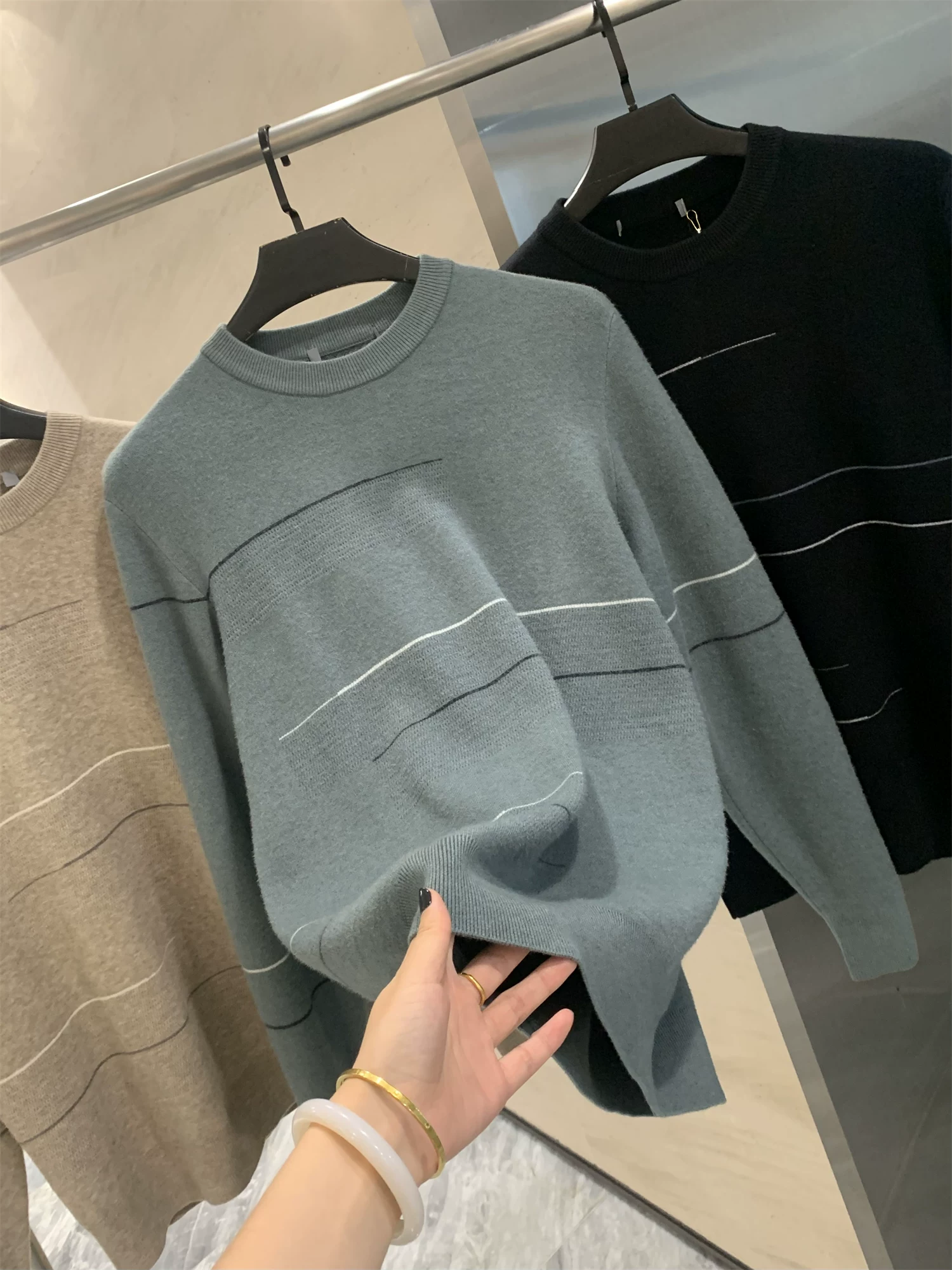 Áo len nam cổ tròn dệt jacquard họa tiết Don Quixote! Tinh tế và thân thiện với làn da! Áo len dệt kim cổ tròn nam mùa thu đông