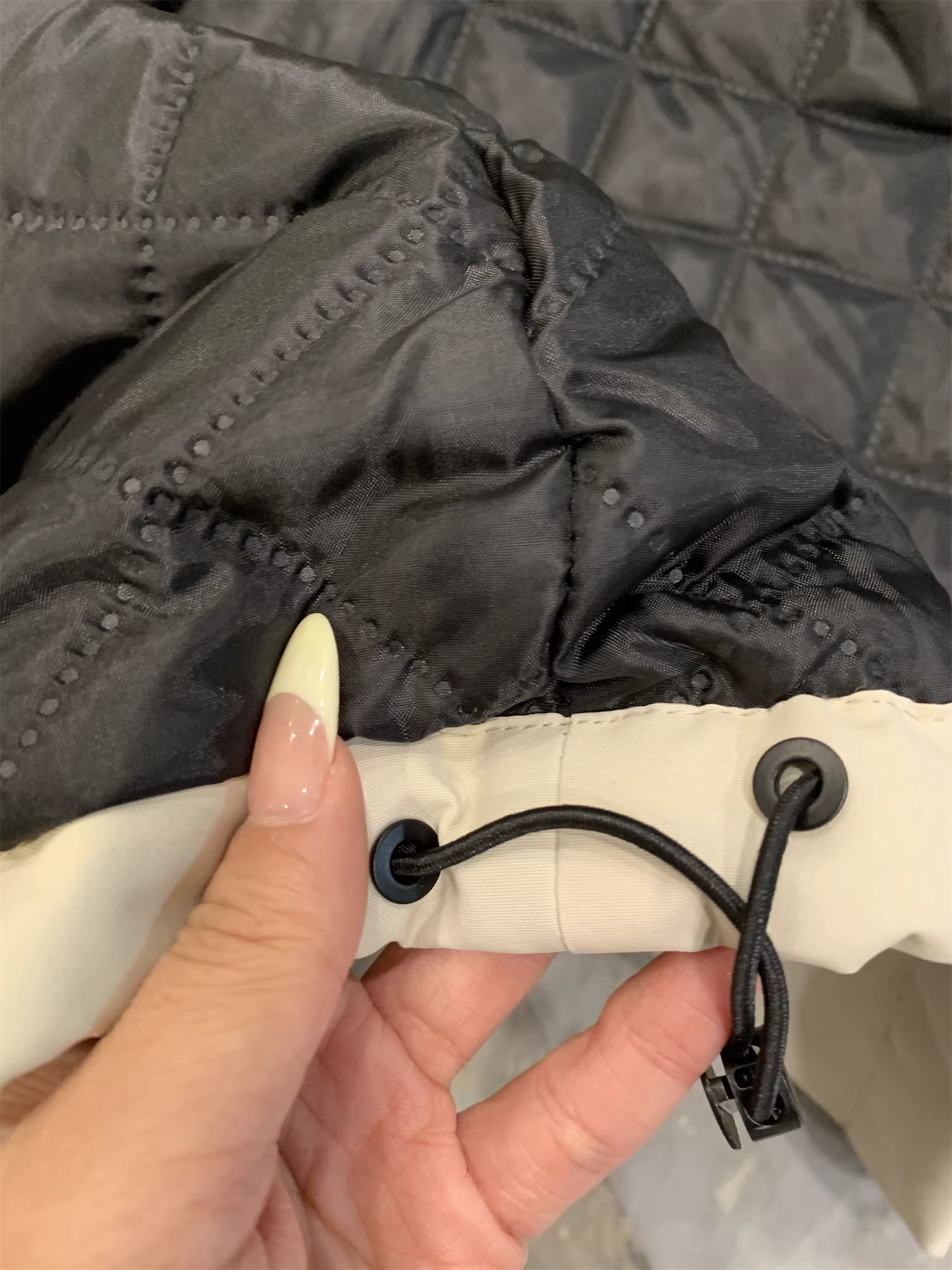 Loạt phim ba món bất khả thi của Don Quixote! Áo khoác cotton có mũ trùm đầu thông thường dành cho nam giới màu trơn nhẹ ngoài trời hợp thời trang