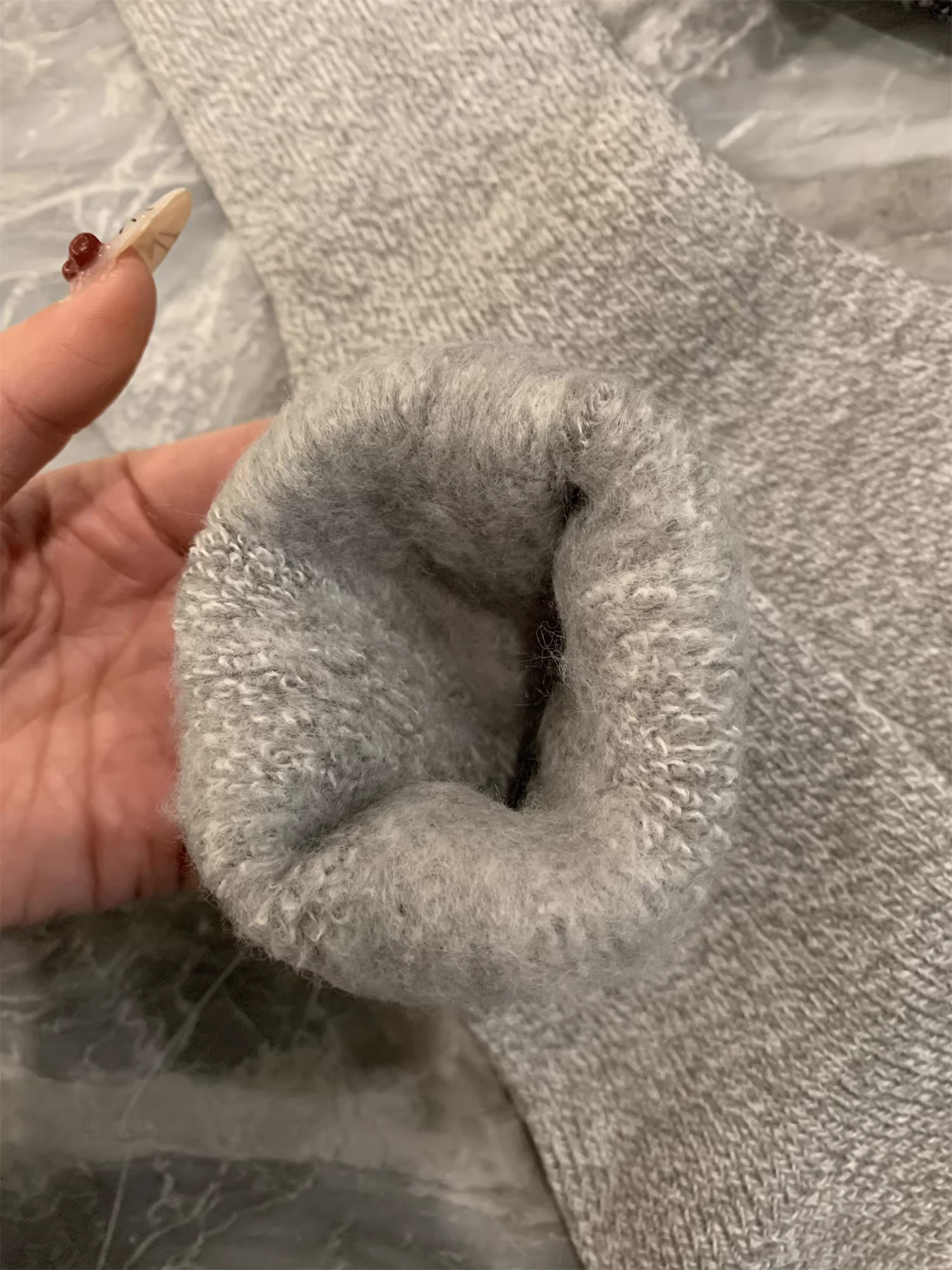 Ưu đãi đặc biệt hàng ngày Don Quixote! Tất dài nam chất liệu cotton pha, lót lông mềm mại, giữ ấm và thoáng khí, kiểu dáng Jingkou.