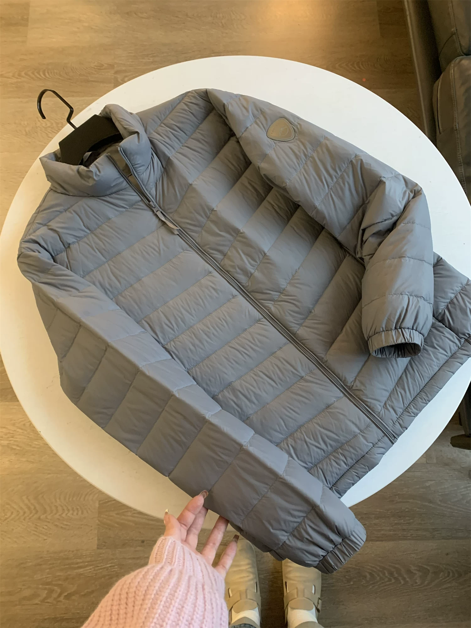 Áo khoác phao nhẹ Don Quixote! Áo khoác phao nam cổ đứng đơn giản, nhẹ, ấm áp dành cho các hoạt động thể thao ngoài trời mùa thu đông