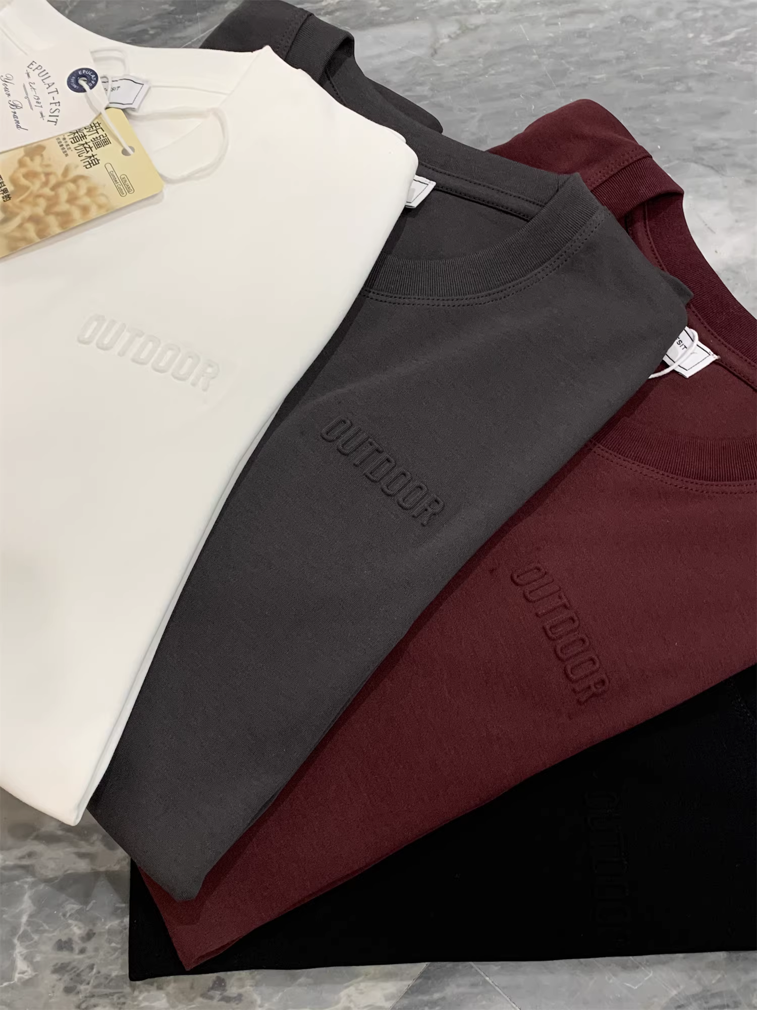 Don Quixote phong cách Nhật Bản đơn giản giản dị! Áo thun dài tay màu trơn dập nổi ba chiều bằng cotton chải kỹ, thân thiện với da, thoáng khí dành cho nam