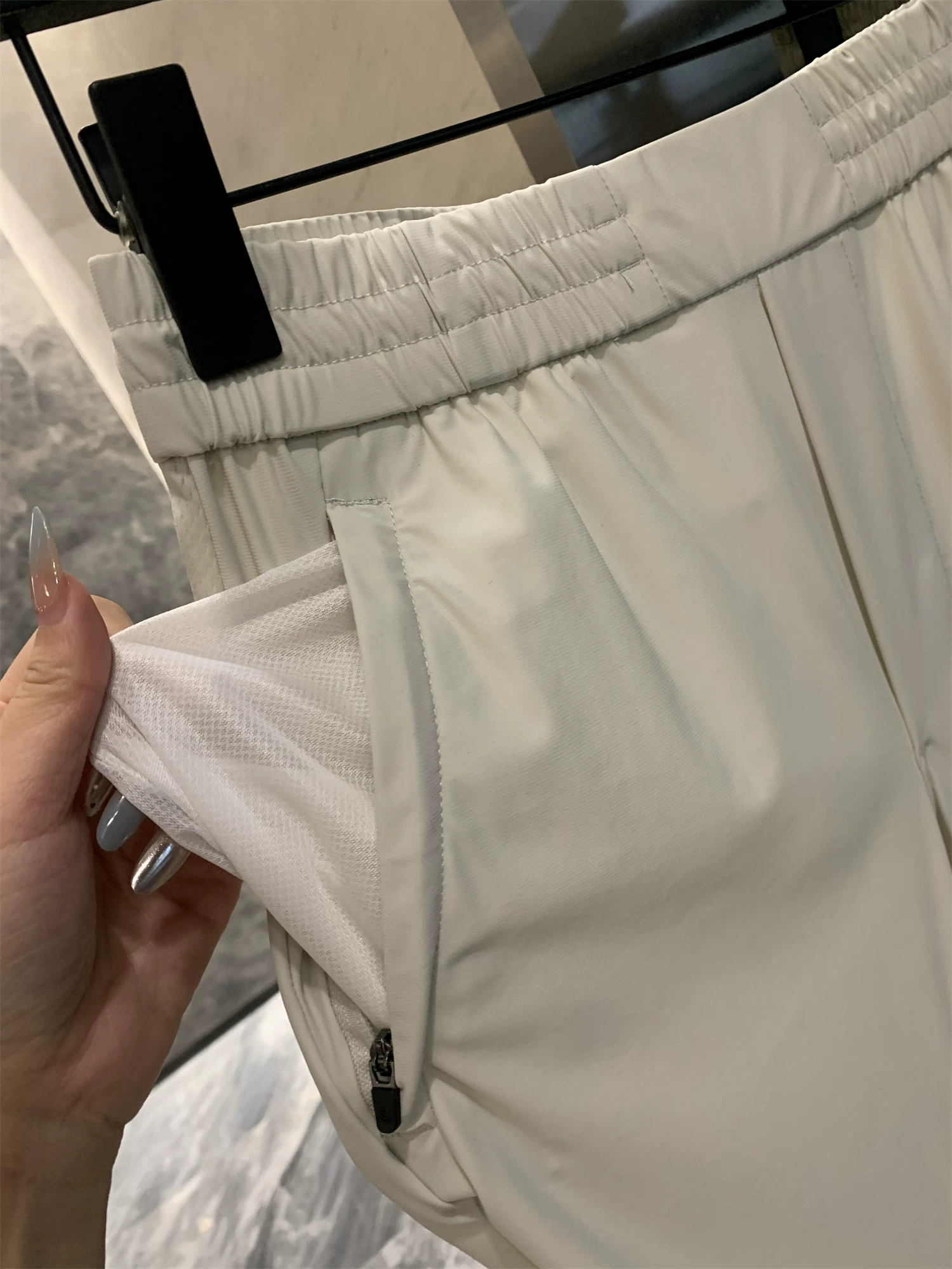 Don Quixote Nhẹ nhàng! Quần nam mùa xuân hè thoải mái, co giãn, thoáng khí, nhanh khô, lưng thun, kiểu dáng thời trang, quần dài.