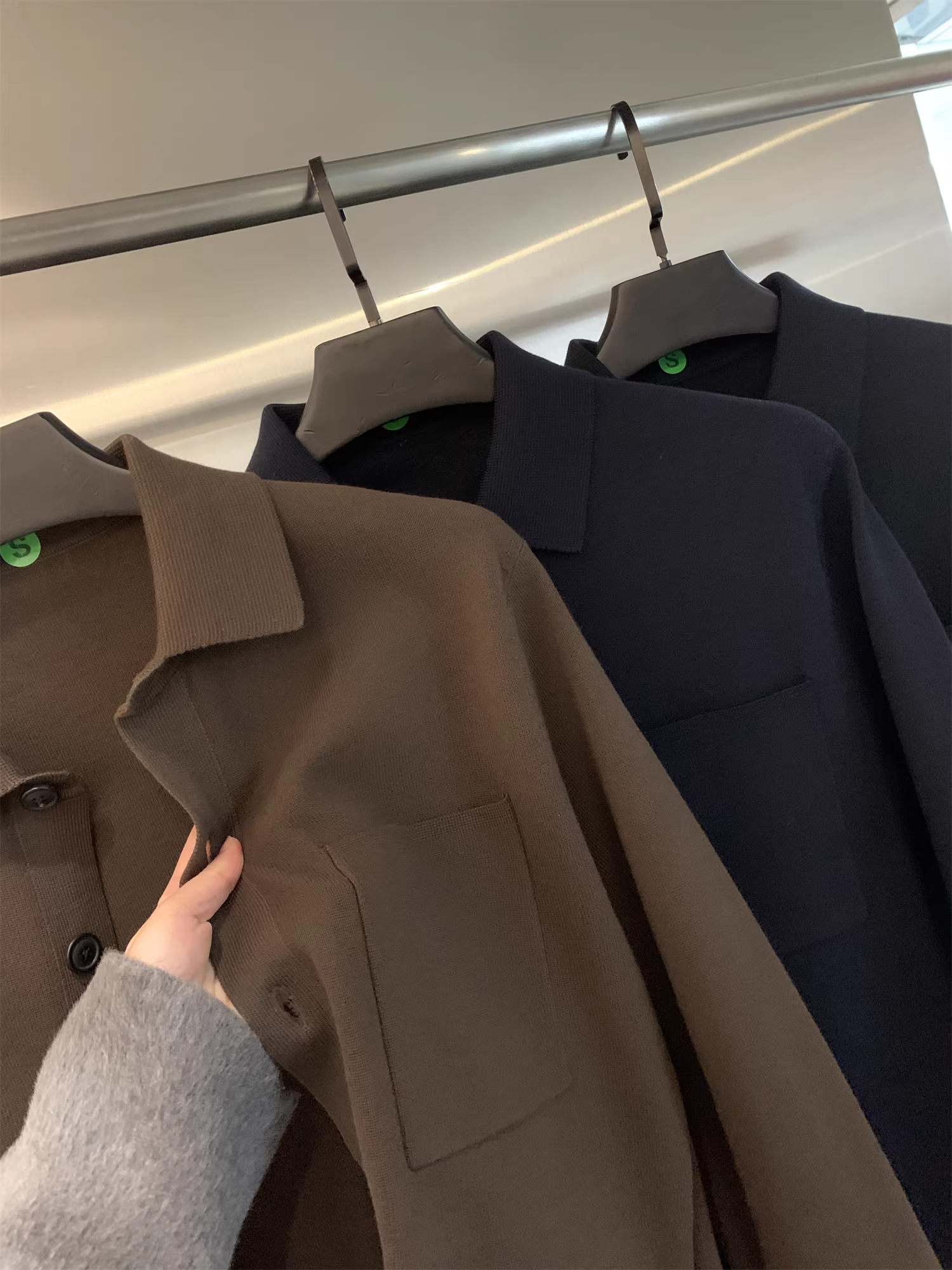 Don Quixote theo phong cách Nhật Bản! Áo khoác cardigan kiểu áo len dệt kim nam mùa xuân thu kiểu dáng thời trang