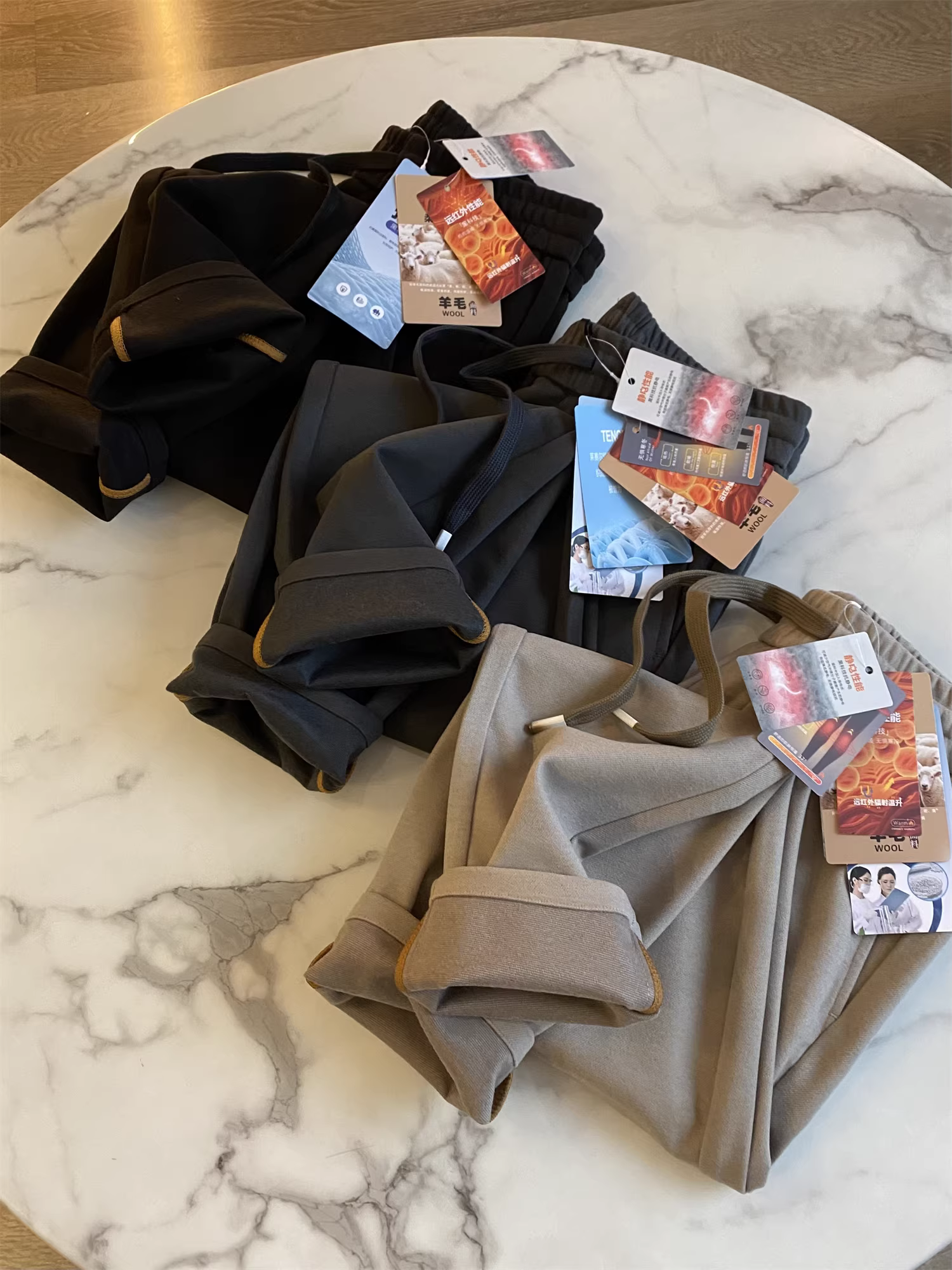 Dòng sản phẩm cao cấp Don Quixote! Len cừu + pha Tencel! Quần âu nam mùa thu chất liệu len chống nhăn, dáng suông