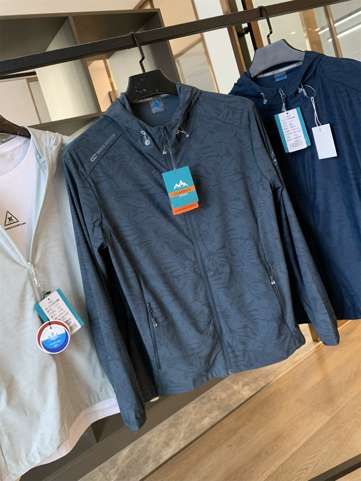 Don Quixote UPF50+~ Dòng quần áo chống nắng! Tủ 599! Áo khoác da có mũ trùm đầu cho nam mùa hè hợp thời trang