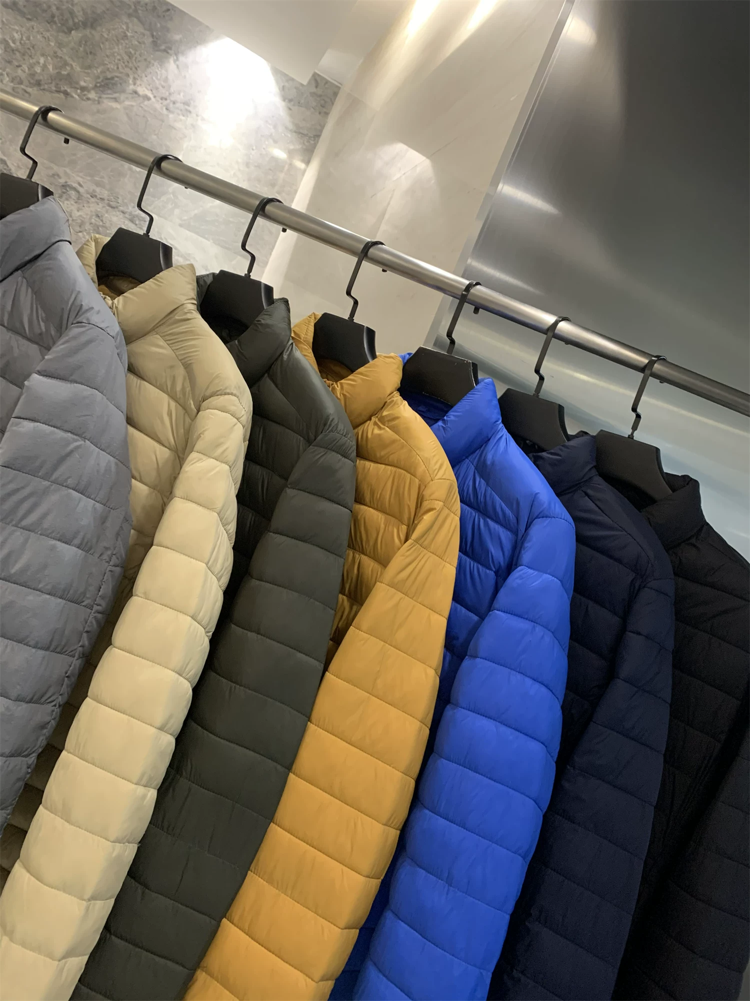 Bôn thưởng mất máu Don Quixote! E Ross Chunyuan! Áo khoác thường ngày có cổ đứng bằng vải cotton chần bông nhẹ.