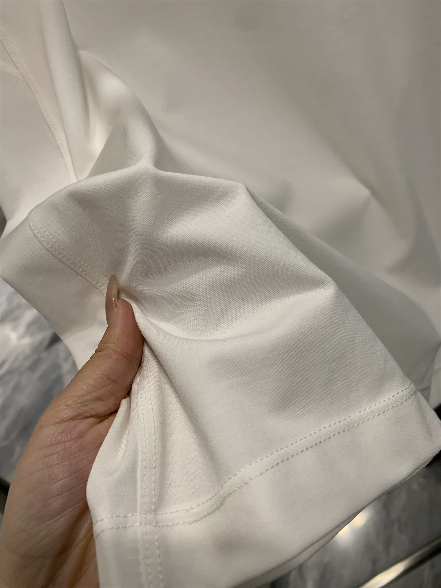 Don Quixote Tencel Lyocell + Mulberry Silk! Dòng sản phẩm chăm sóc da sang trọng! Áo thun ngắn tay màu trơn mùa hè dành cho nam