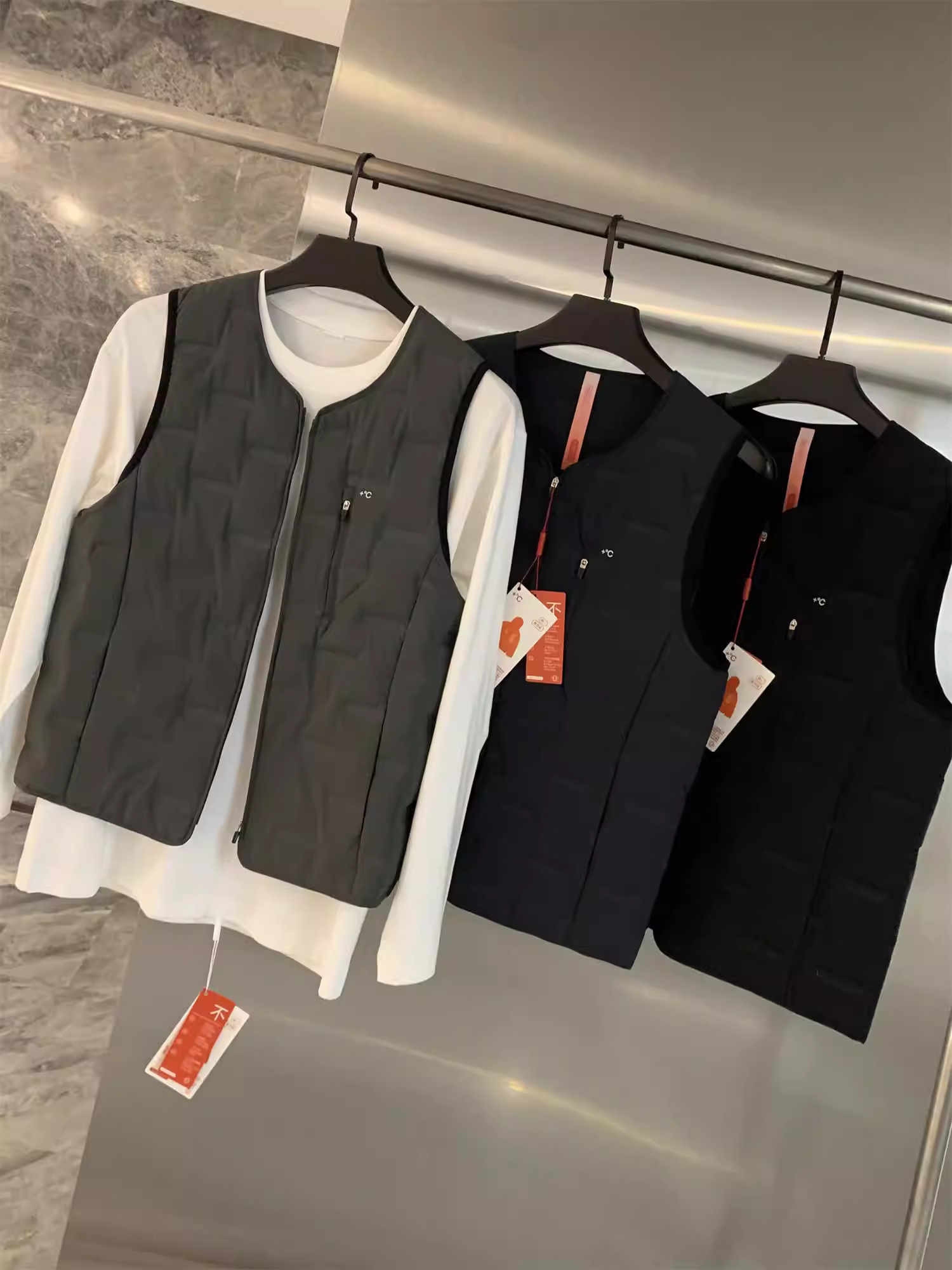 Áo khoác phao nhẹ Don Quixote! Áo khoác phao ngoài trời không đường may, nhẹ, chống gió và chống nước, kiểu dáng thường ngày dành cho nam