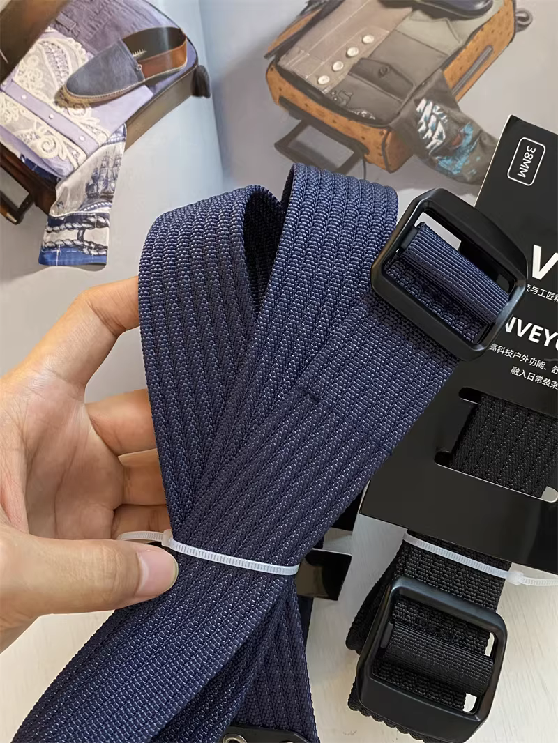 Don Quixote rất chắc chắn và bền bỉ! Được sản xuất bởi Fei Fen Manufacturing! Thắt lưng hợp kim dệt nylon đa năng dành cho nam giới.