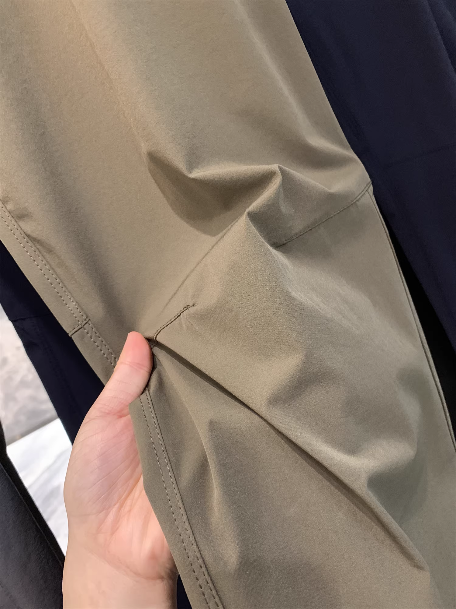 Quần tối thượng của Don Quixote! Quần thường ngày ngoài trời, nhanh khô, co giãn, thoáng khí, may kiểu 3D, túi được may kín.