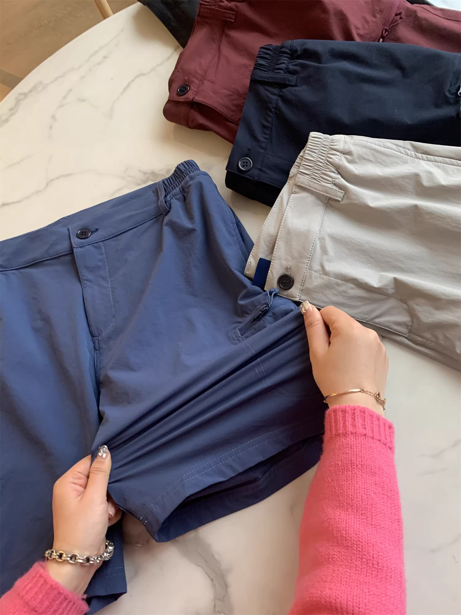 Don Quixote, hãy đi theo phong cách Mỹ! Nhanh khô, không thấm nước, co giãn, thoáng khí! Quần short ống thẳng có túi, kiểu dáng cặp đôi, lưng thun.