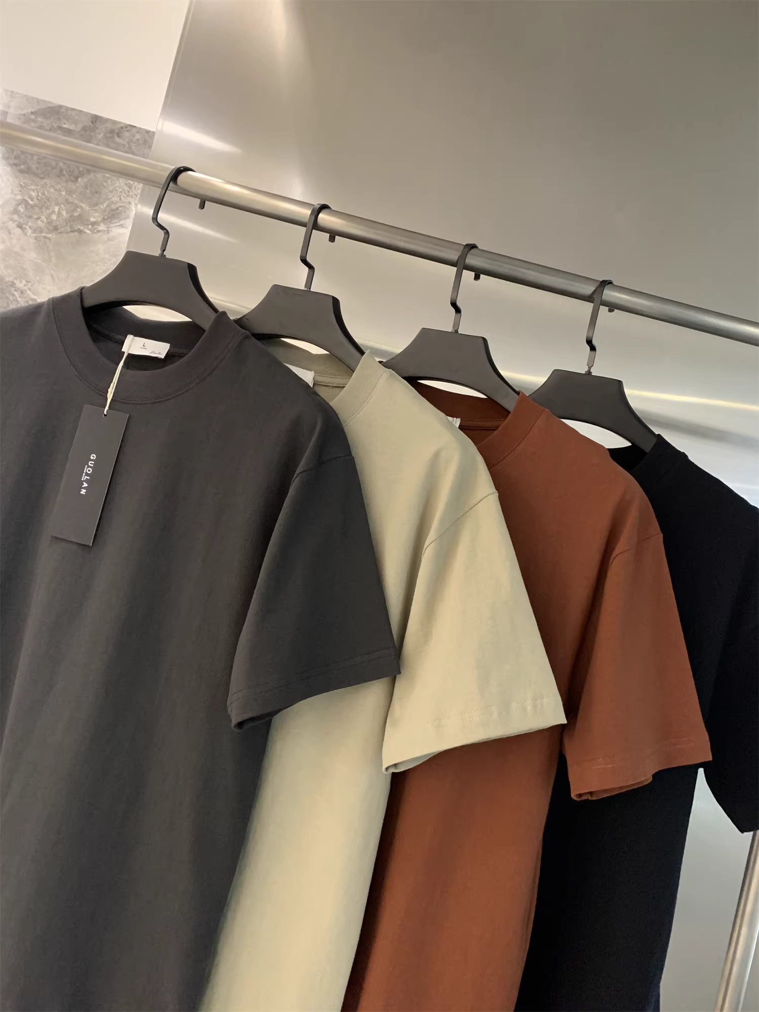 Đơn đặt hàng của công ty Don Quixote ODM! 100% cotton! Áo thun ngắn tay cổ tròn đa năng, màu trơn, dòng màu Melard dành cho cặp đôi.