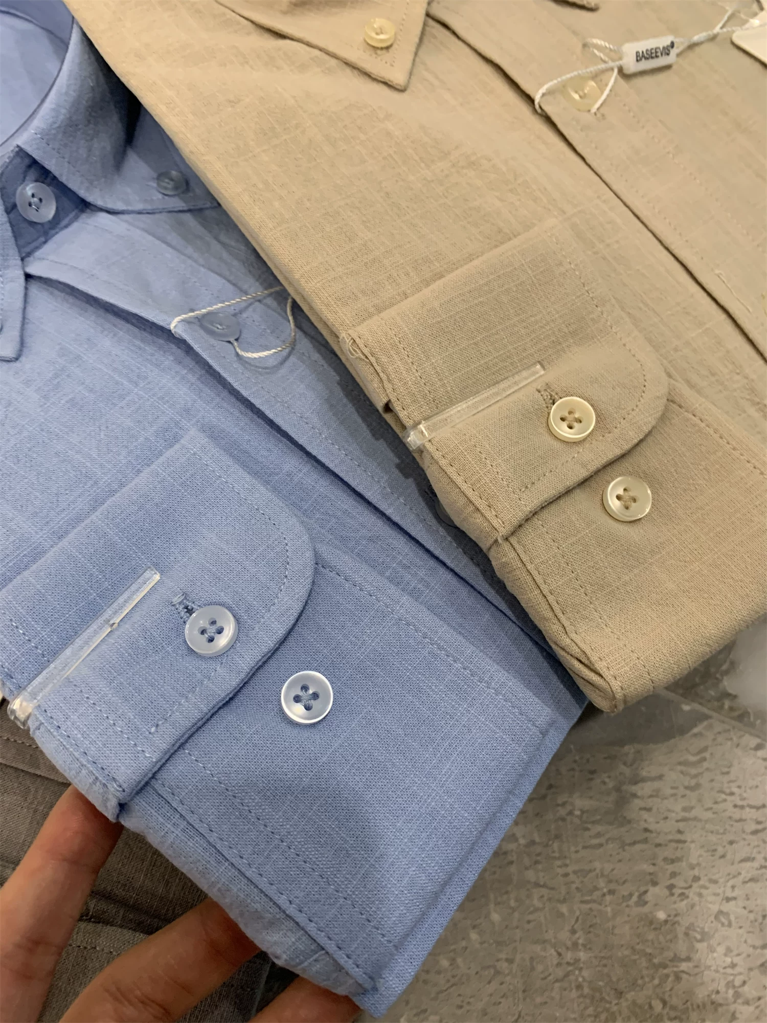 Chất liệu cotton tre Don Quixote! Thấm hút mồ hôi và thoáng khí! Áo sơ mi nam dài tay màu trơn thời trang mùa xuân thu.