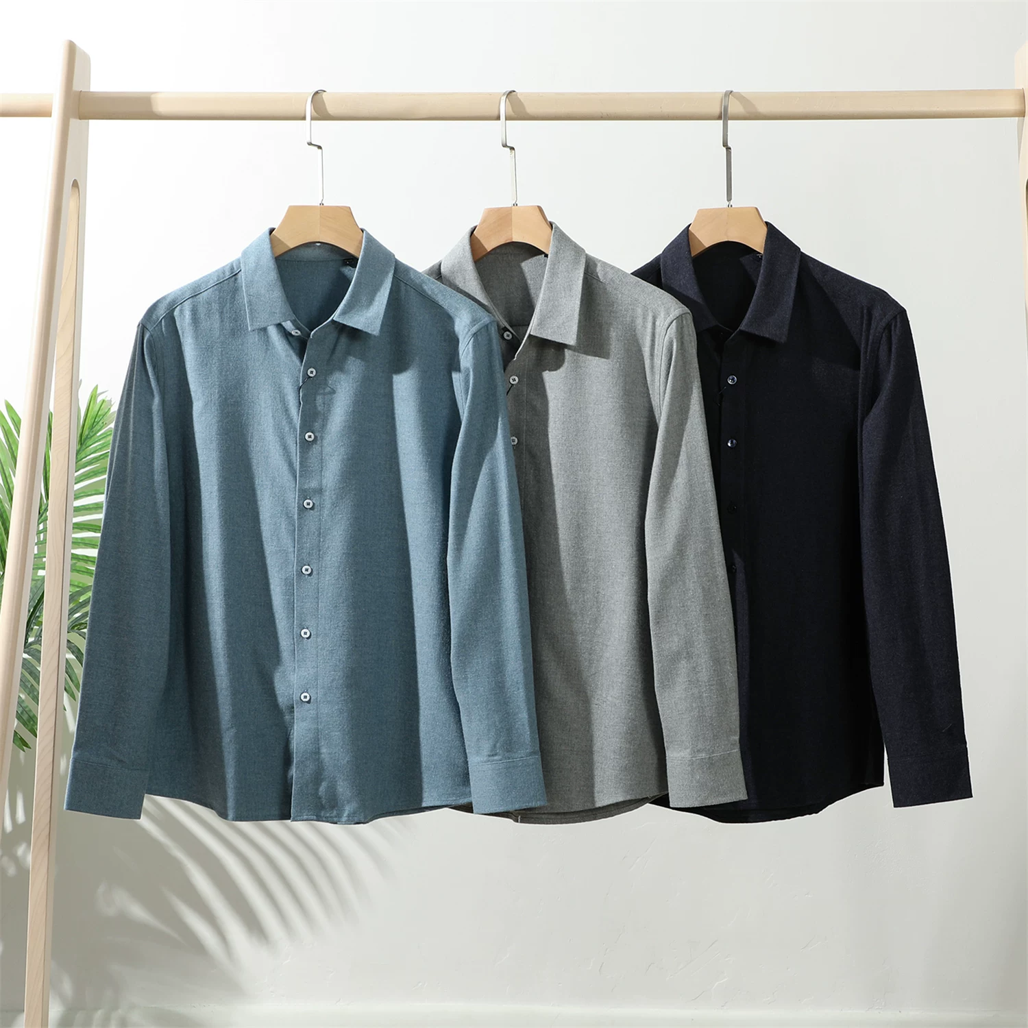 Áo sơ mi nam Don Quixote 100% cotton chải kỹ! Màu trơn, phong cách thường ngày! Áo sơ mi dài tay công sở nhẹ nhàng, thích hợp cho mùa xuân và mùa thu.