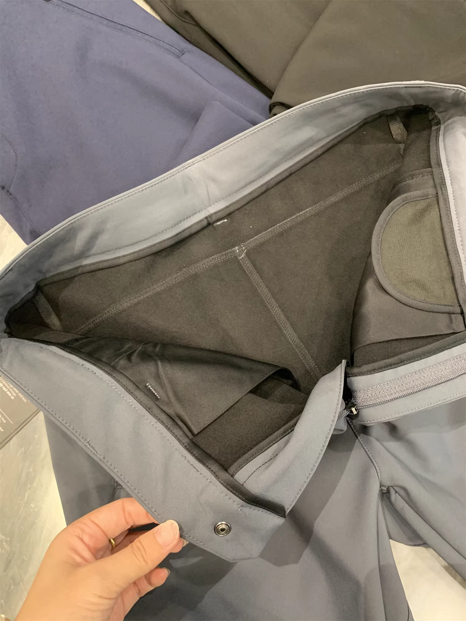 Quần S đi làm của Don Quixote! Quần thường ngày nhẹ, co giãn cao, lót lông cừu, ấm áp, đơn giản, đa năng dành cho nam giới của Traveler.