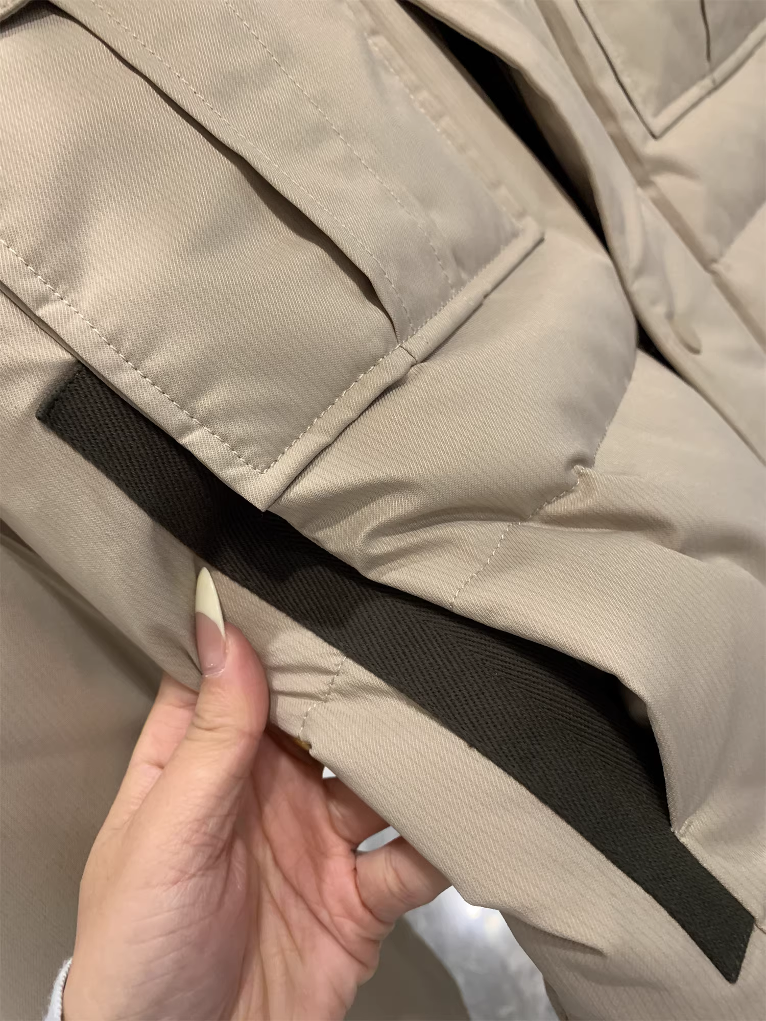 Don Quixote Sea Series! Áo khoác phao nam cổ đứng nhẹ, mùa đông, chất liệu 90% lông vũ, có túi lớn.