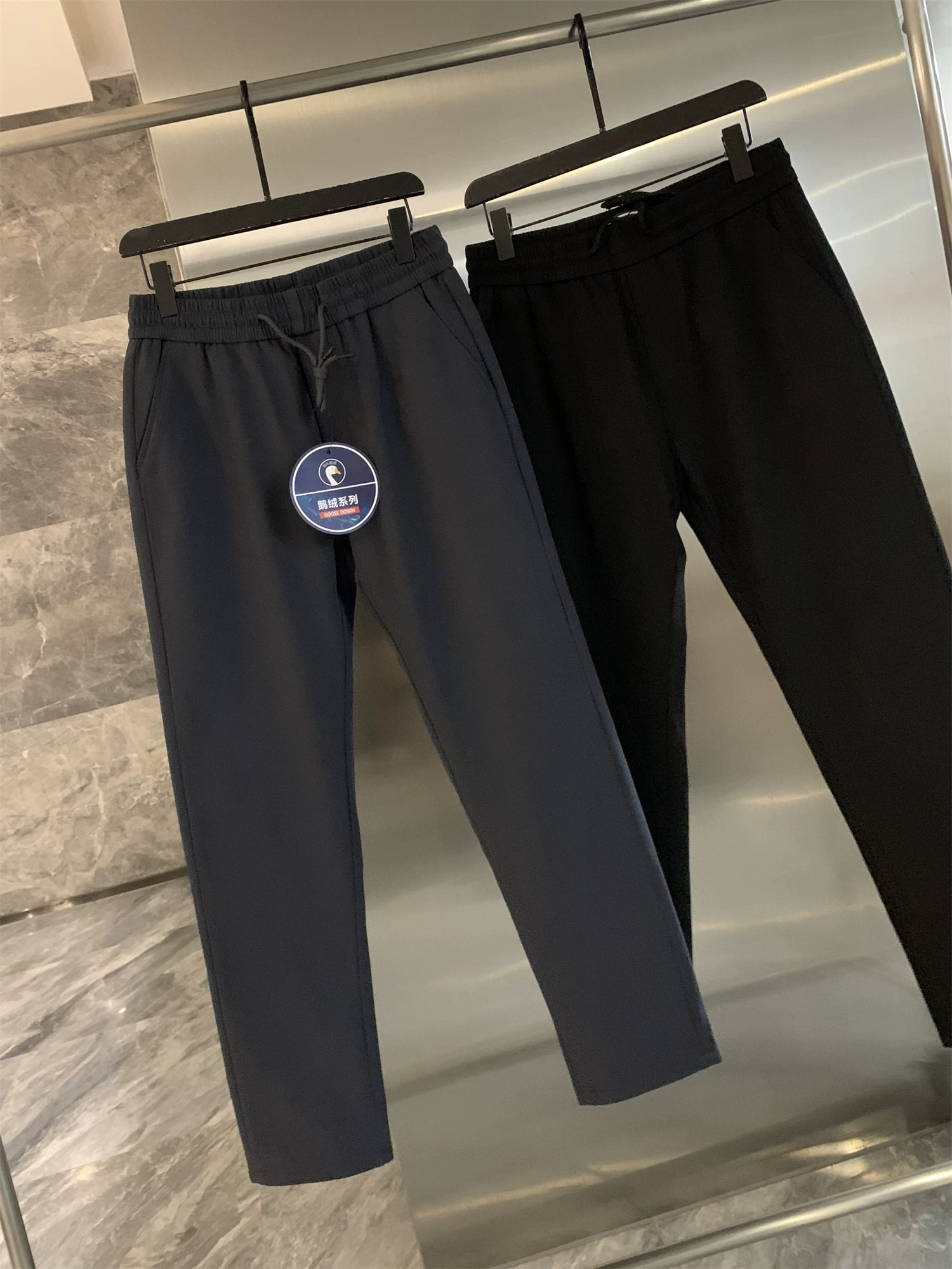 Don Quixote không muốn mặc quần ống rộng! 90% lông ngỗng! Quần nam mùa thu đông chống gió, ấm áp, mềm mại, kiểu dáng thường ngày, quần lông vũ.